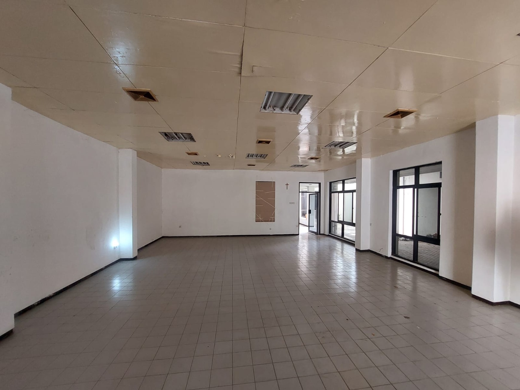 Rumah Disewakan Dr Soetomo Tegalsari Surabaya Pusat Cocok Untuk Kantor