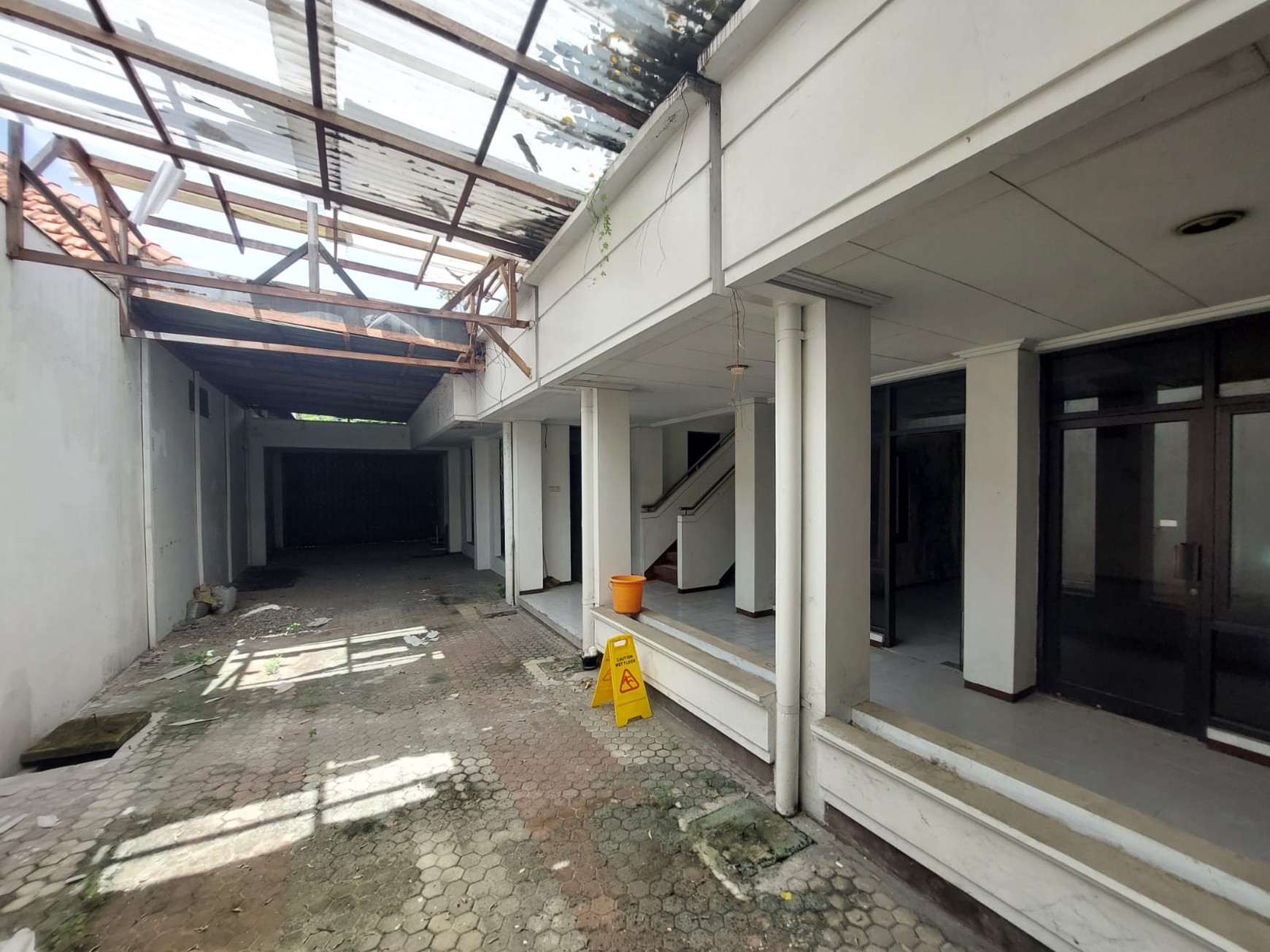 Rumah Disewakan Dr Soetomo Tegalsari Surabaya Pusat Cocok Untuk Kantor