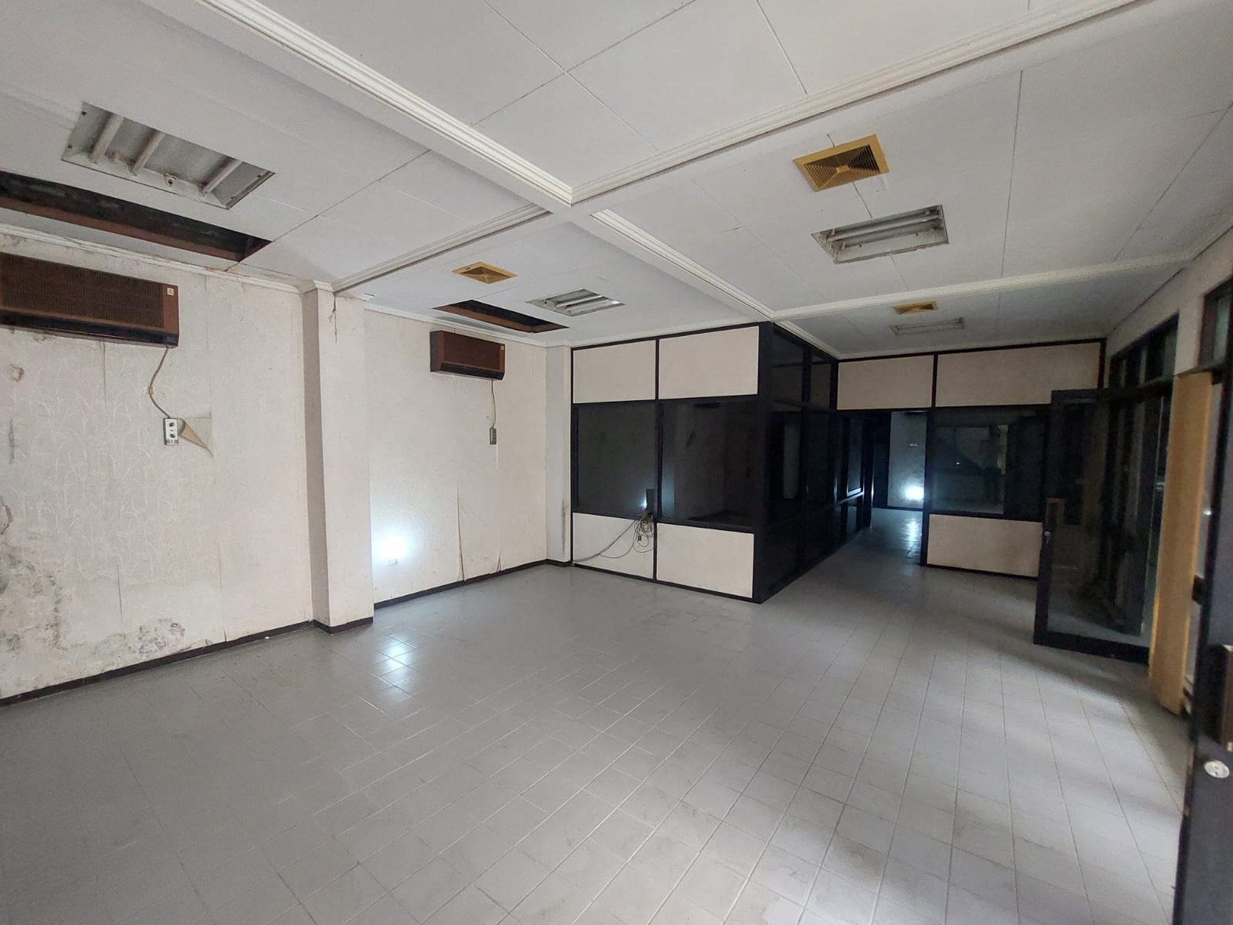 Rumah Disewakan Dr Soetomo Tegalsari Surabaya Pusat Cocok Untuk Kantor