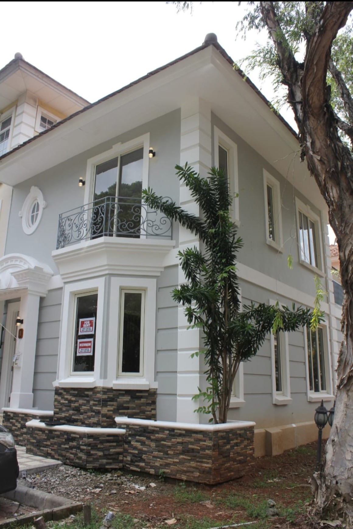 Dijual Townhouse di Taman Paris 1 Lippo Karawaci Tangerang