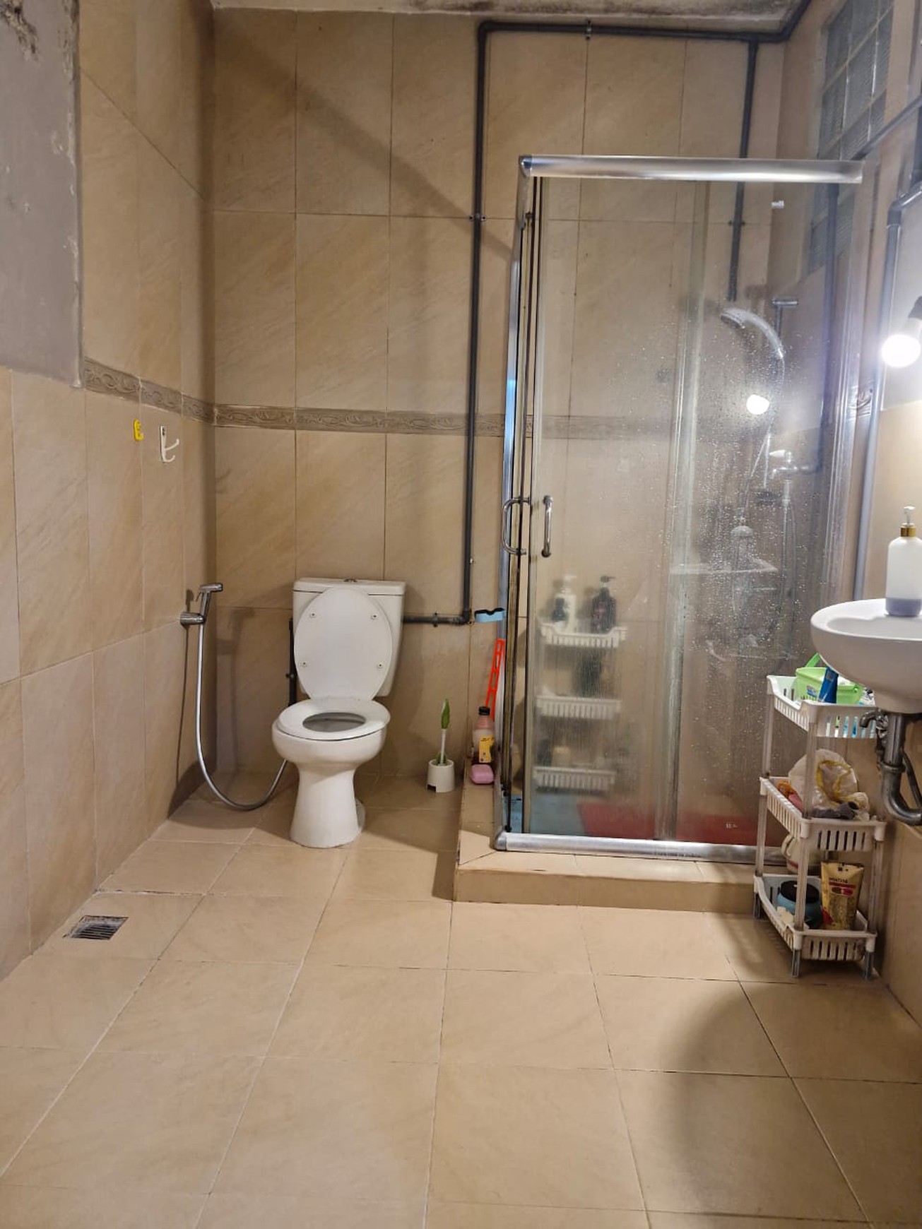 Dijual rumah di JL. Dali Taman Spain - Lippo Karawaci, Tangerang