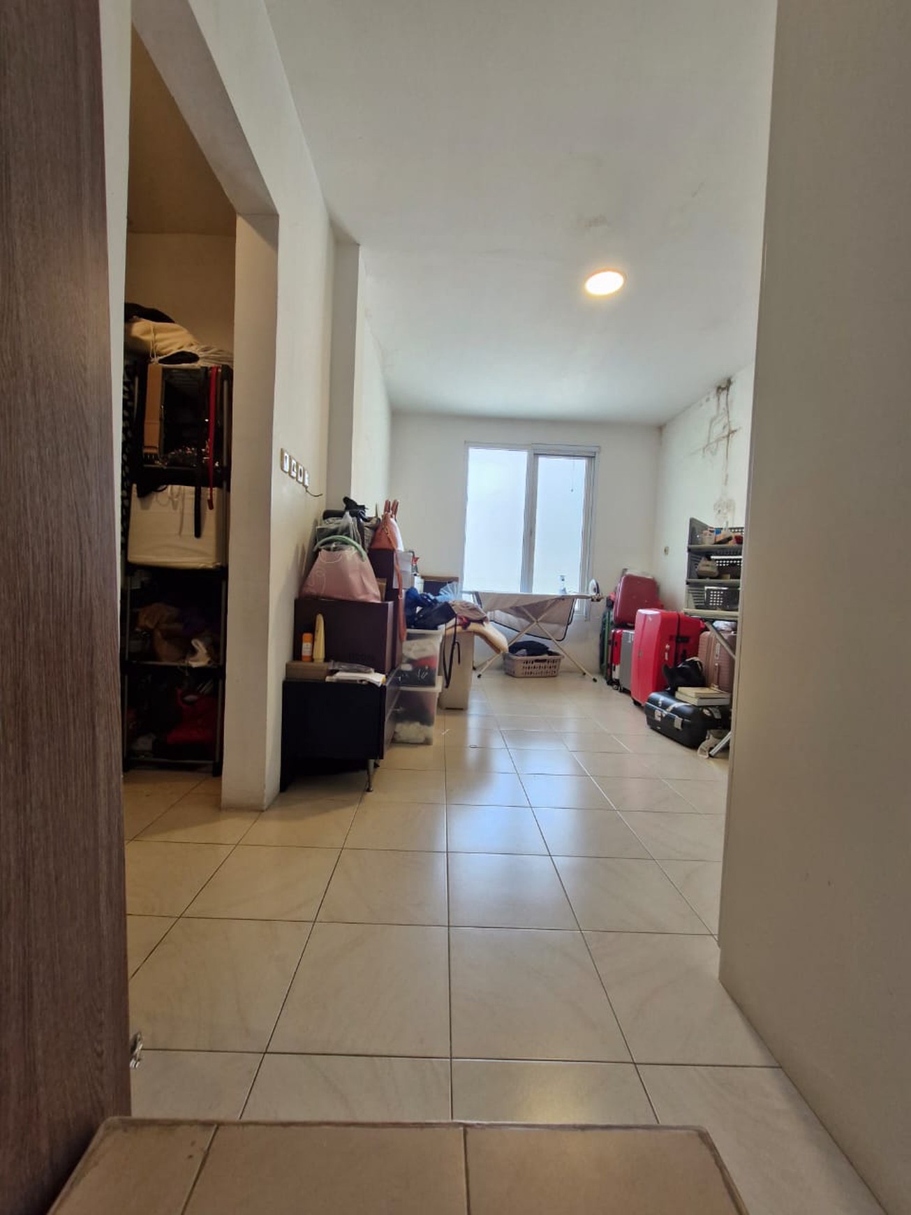 Dijual rumah di JL. Dali Taman Spain - Lippo Karawaci, Tangerang