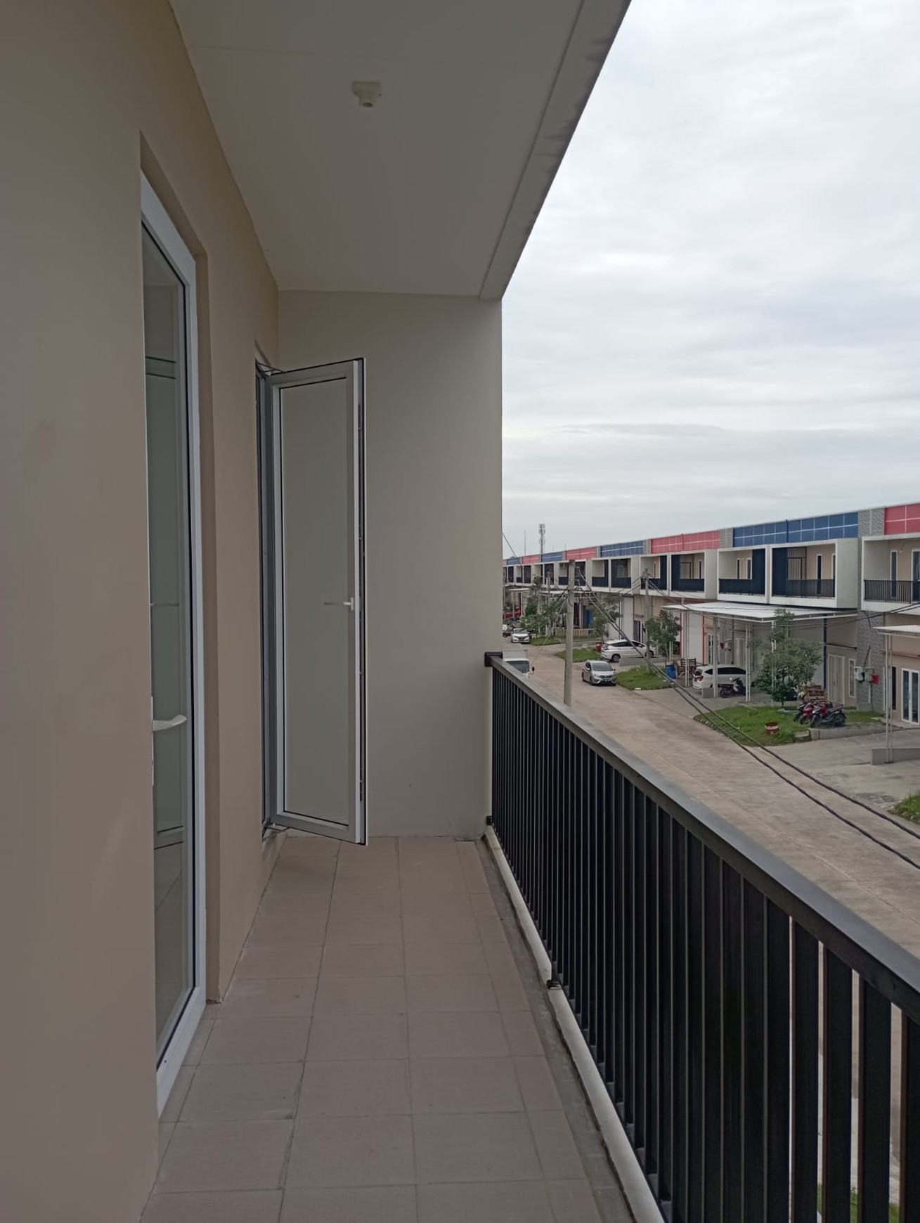 Dijual Gudang  Di Bizpoint , Cikupa Kab Tangerang