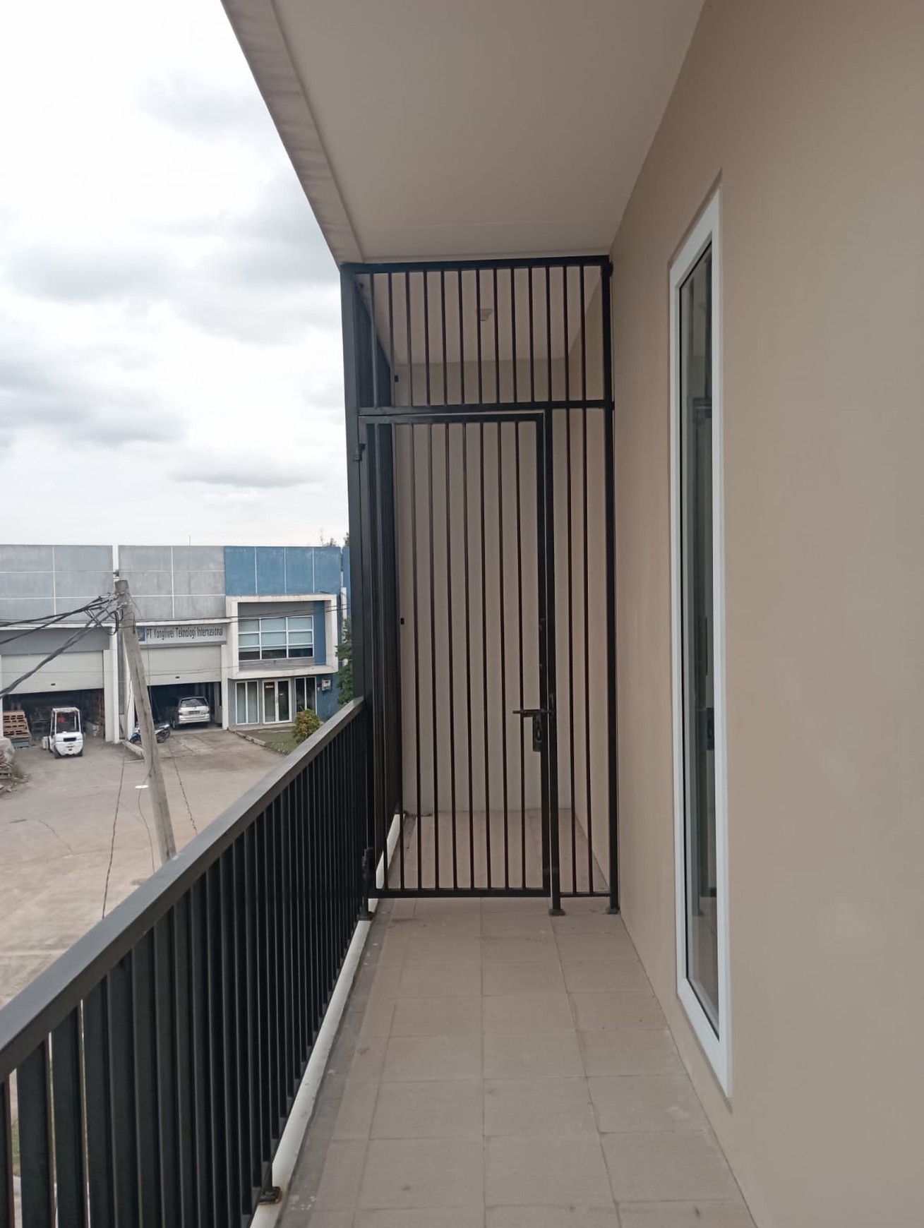 Dijual Gudang  Di Bizpoint , Cikupa Kab Tangerang