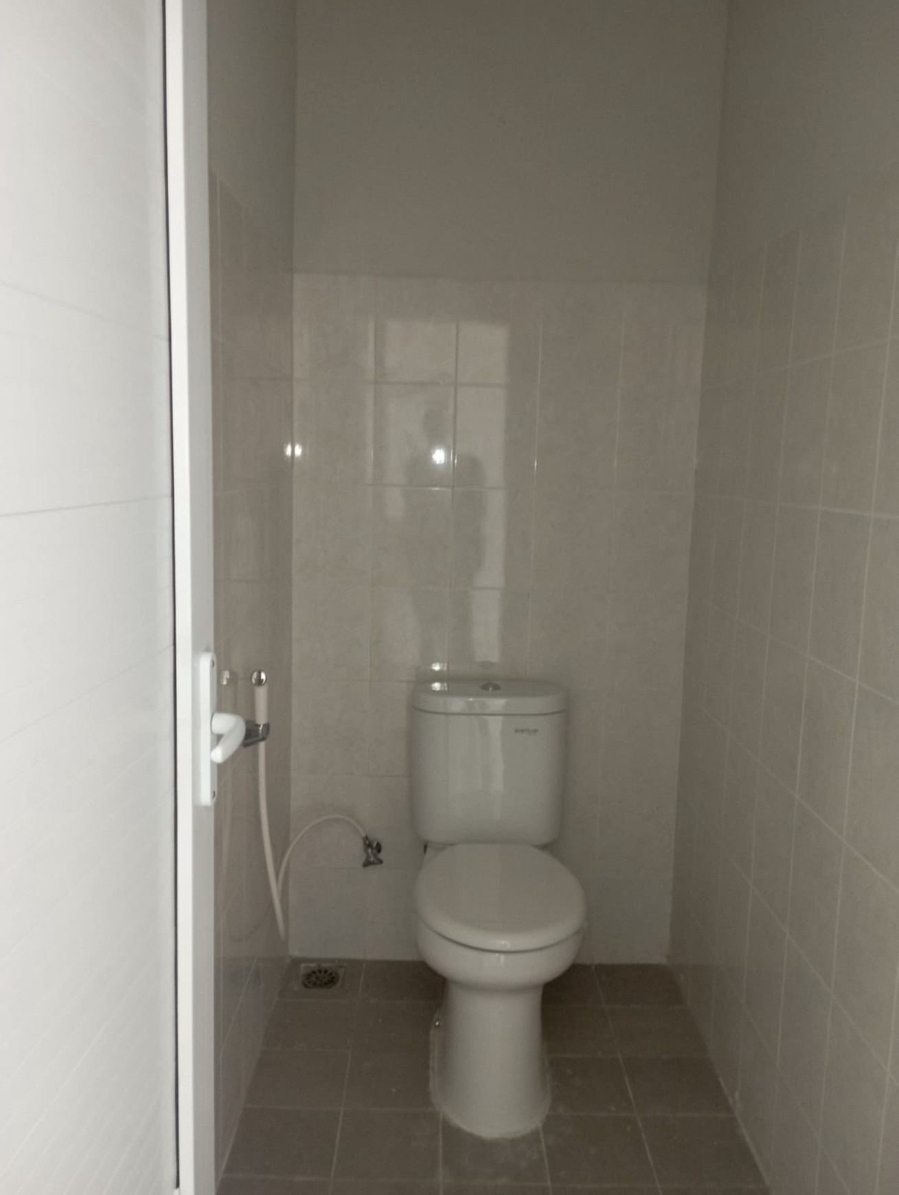 Dijual Gudang  Di Bizpoint , Cikupa Kab Tangerang