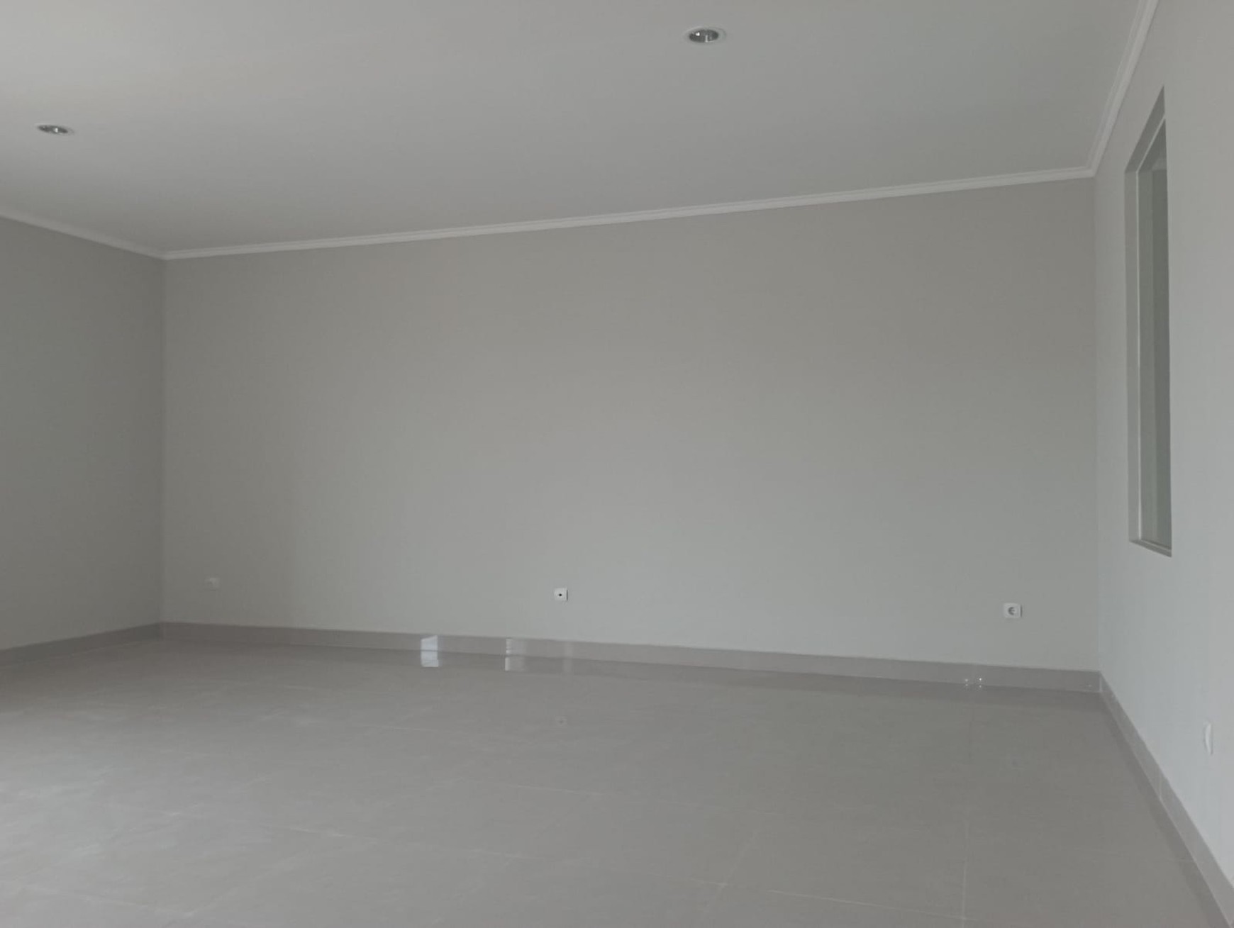 Dijual Gudang  Di Bizpoint , Cikupa Kab Tangerang