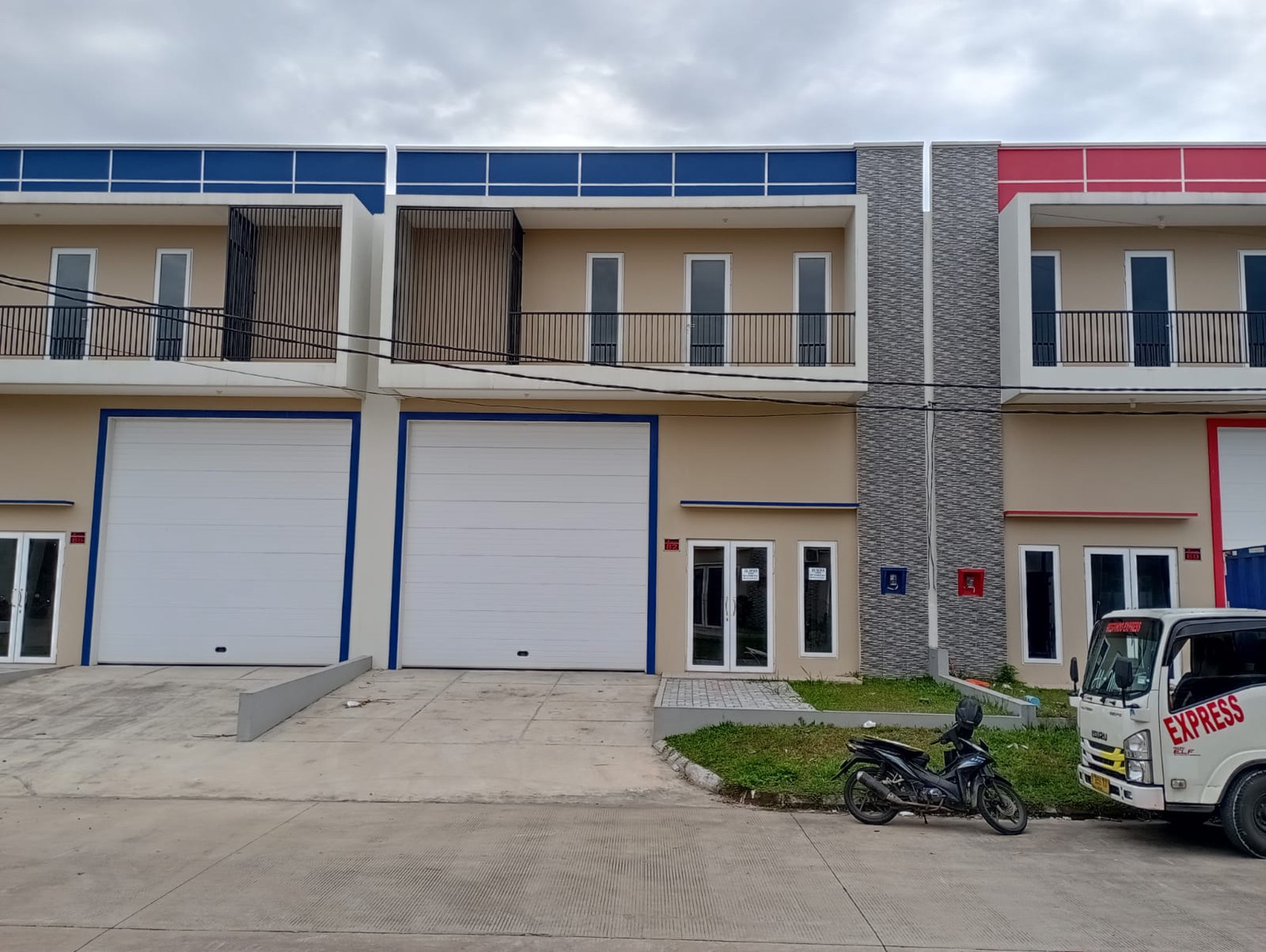 Dijual Gudang  Di Bizpoint , Cikupa Kab Tangerang