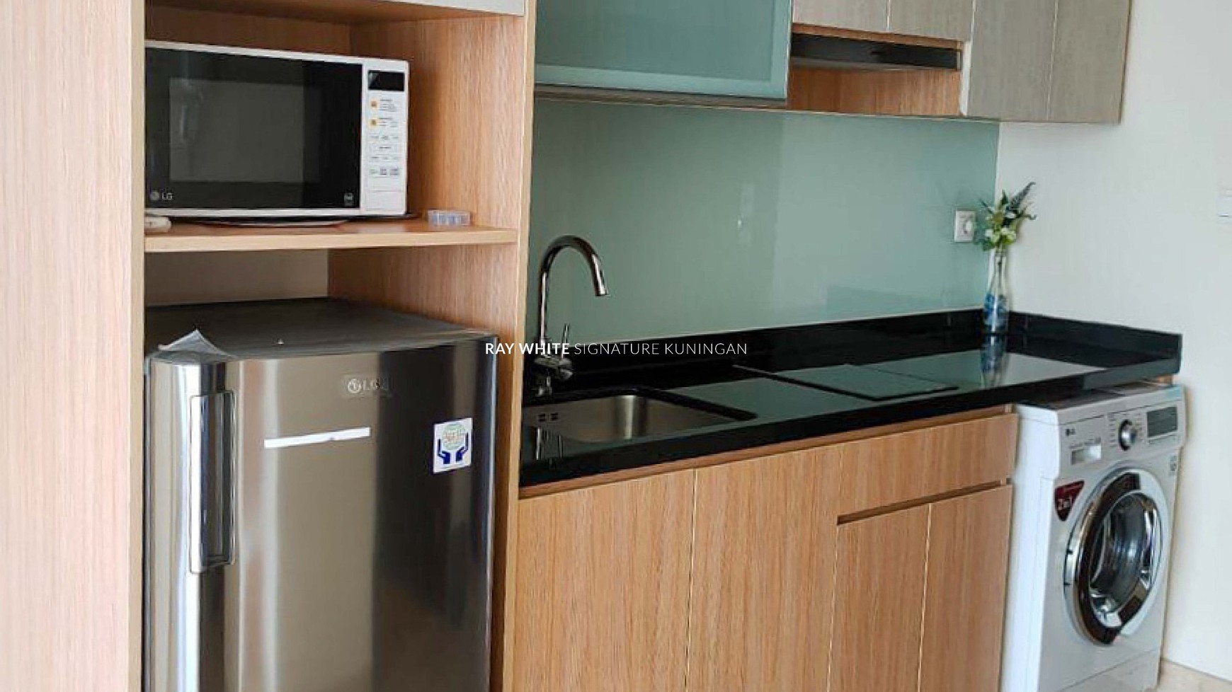 Dijual Cepat! Apartemen Menteng Park High Floor, Full Furnished Elegan