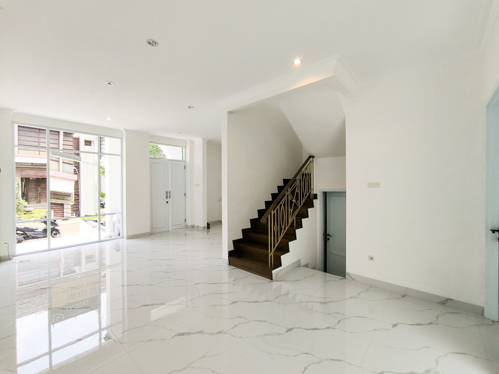 Rumah Baru,dalam cluster di Bintaro Jaya 9