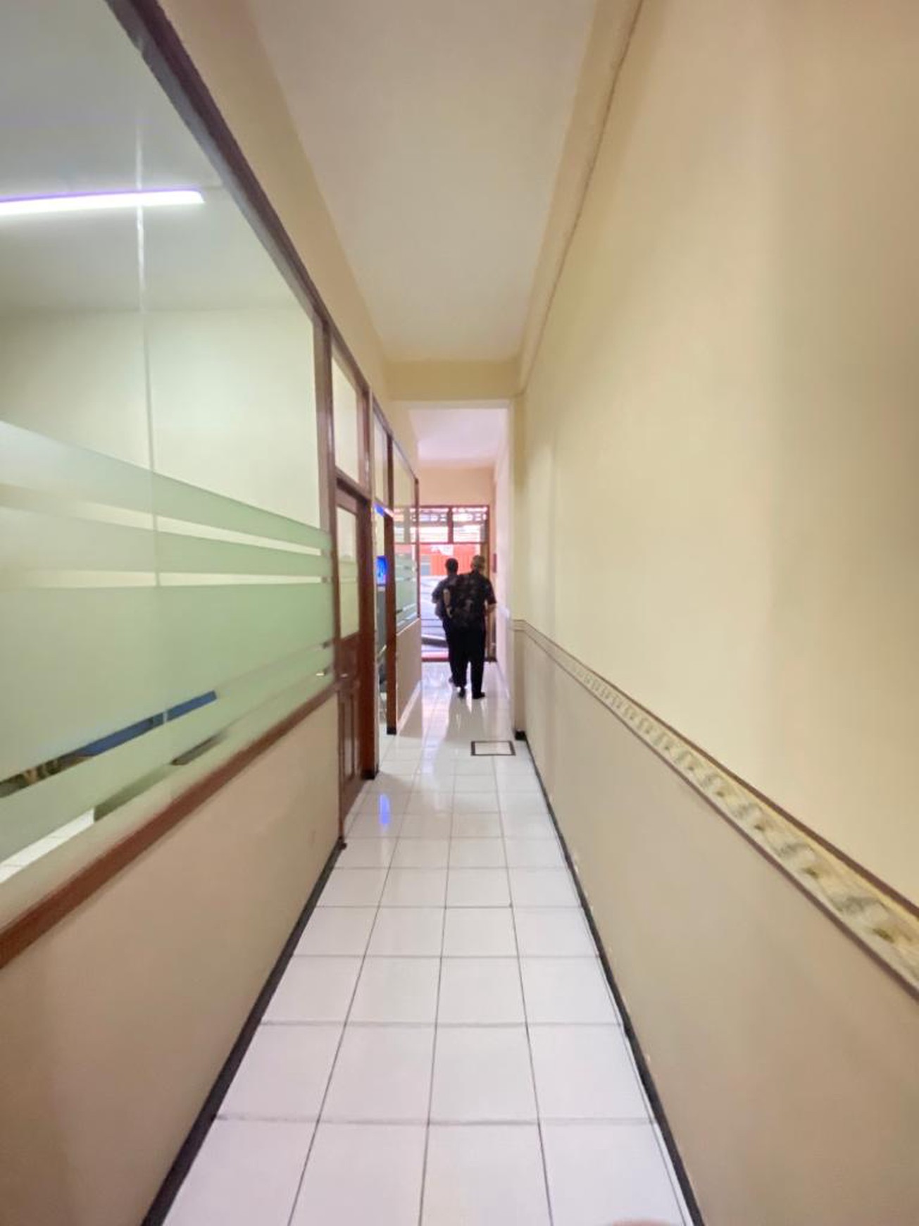 MURAH Dijual Ruko RMI Ngagel Jaya Selatan - Gubeng - Surabaya Timur - 3 Lantai Strategis Lokasi