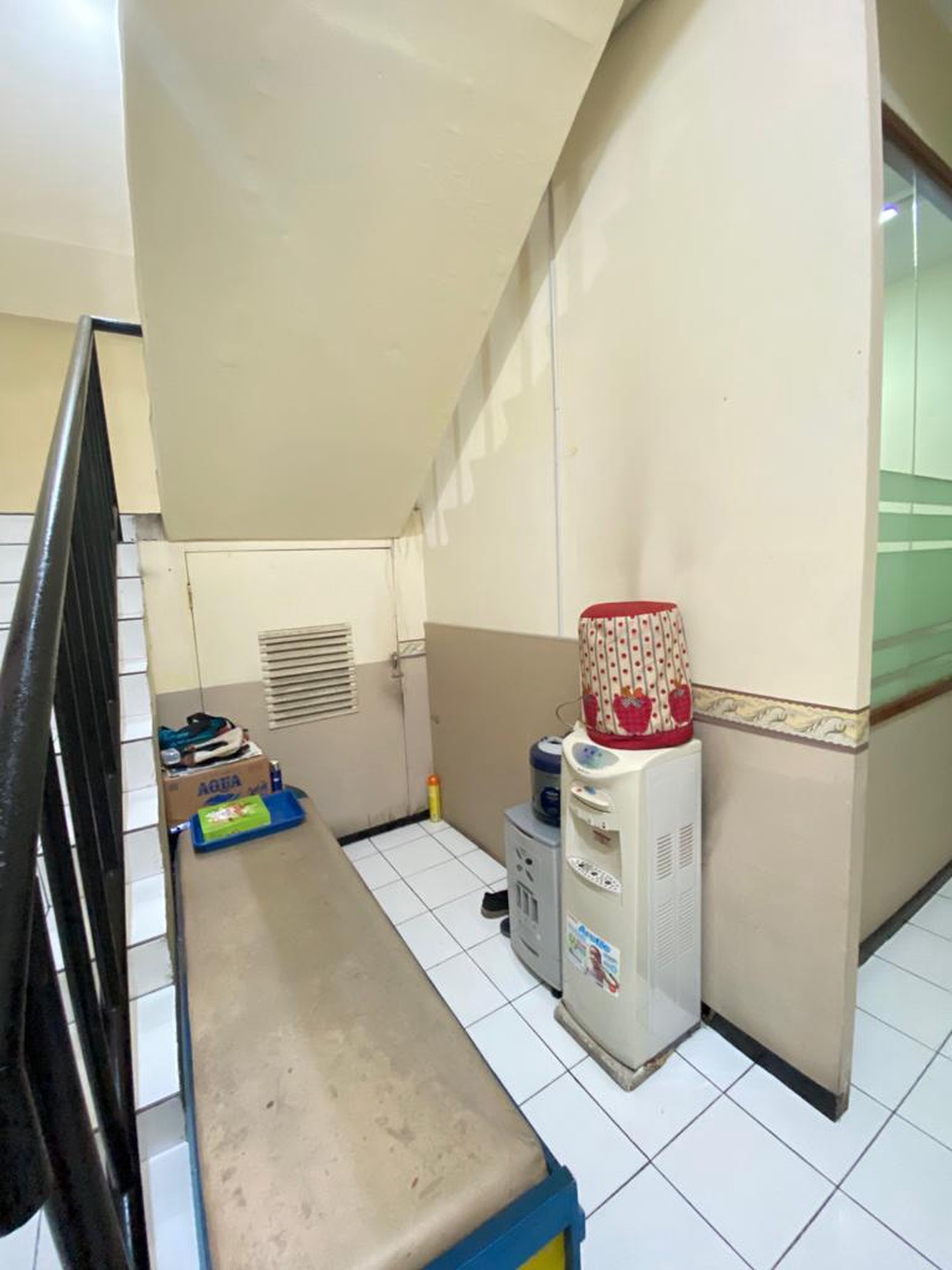 MURAH Dijual Ruko RMI Ngagel Jaya Selatan - Gubeng - Surabaya Timur - 3 Lantai Strategis Lokasi