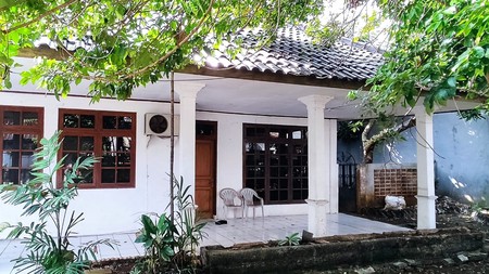 Rumah Lama Hitung Tanah, Murah di Jl. Karang Pola, Jati Padang