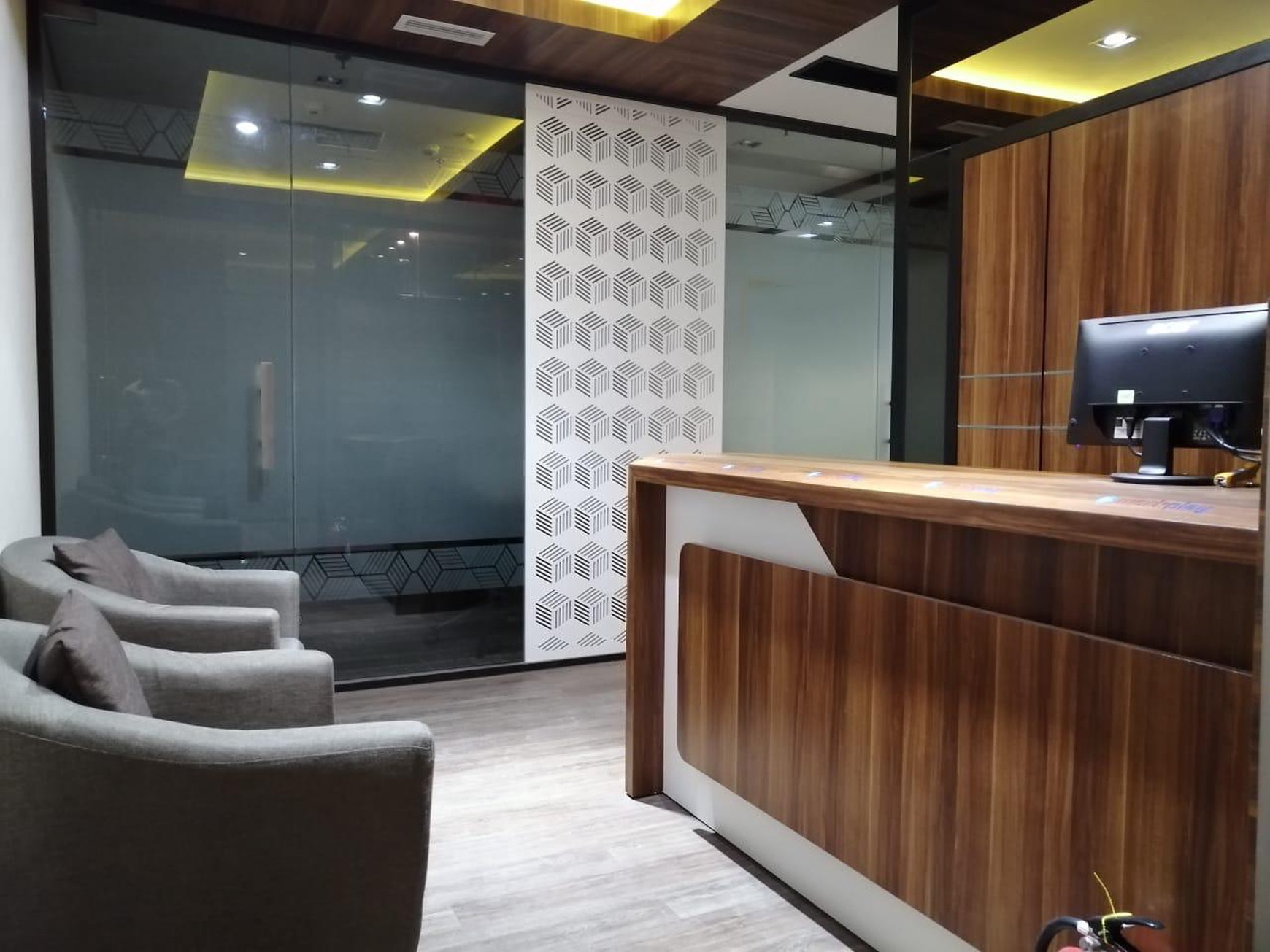 DIJUAL RUANG KANTOR DISTRICT 8 KEBAYORAN BARU JAKARTA SELATAN