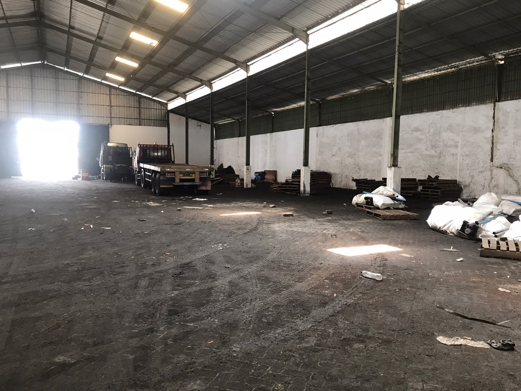 di jual Gudang Kalianak siap pakai