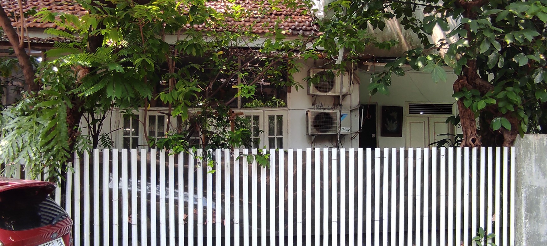 Dijual rumah cocok utk kost2an