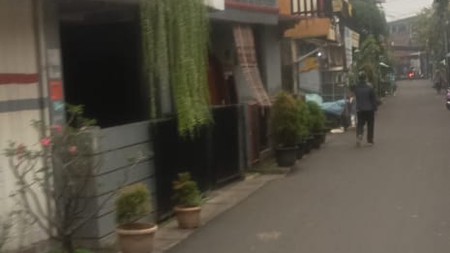 Dijual Rumah Cocok untuk Kost-Kostan di Setiabudi, Jakarta Selatan