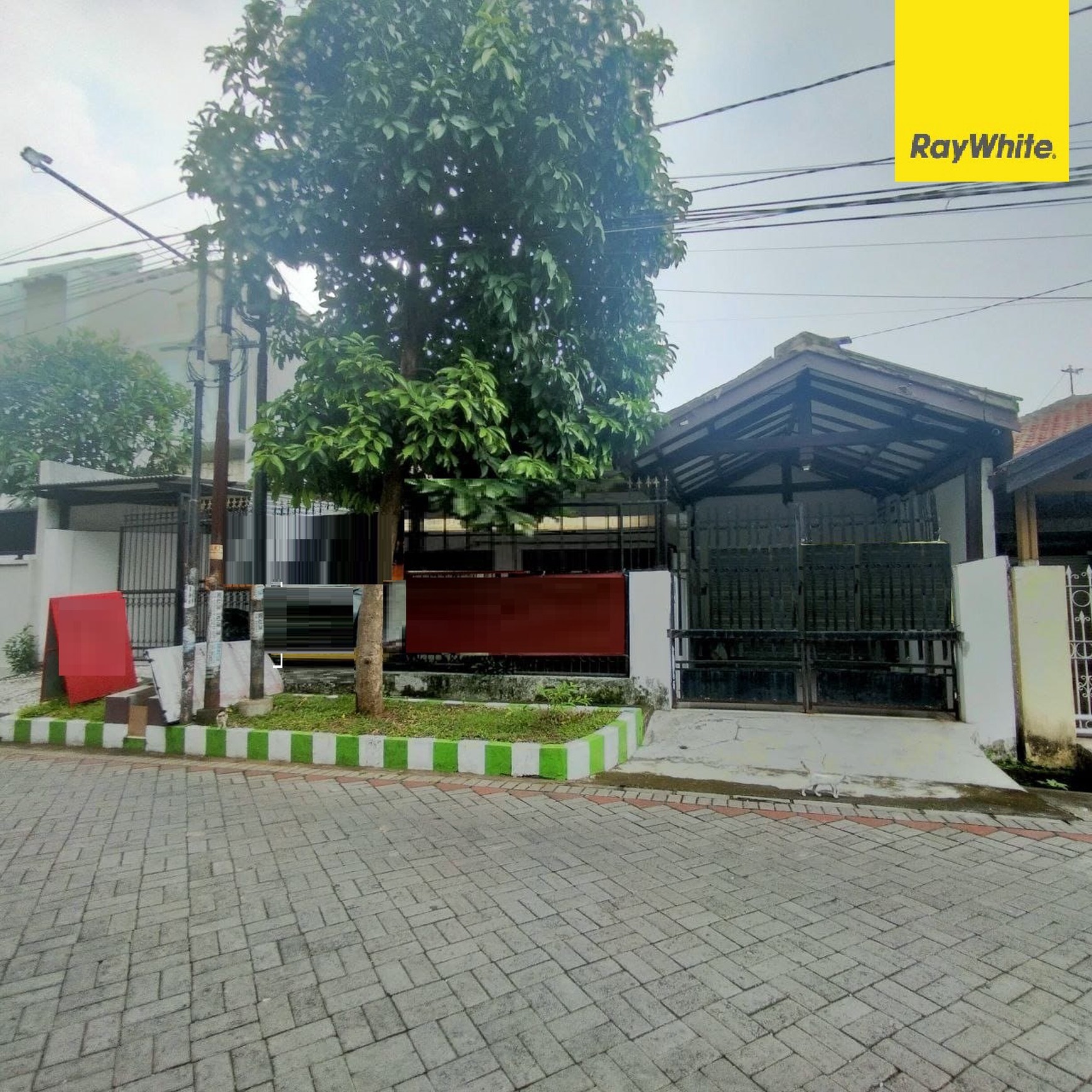 Dijual Rumah SHM di Tenggilis Utara Surabaya