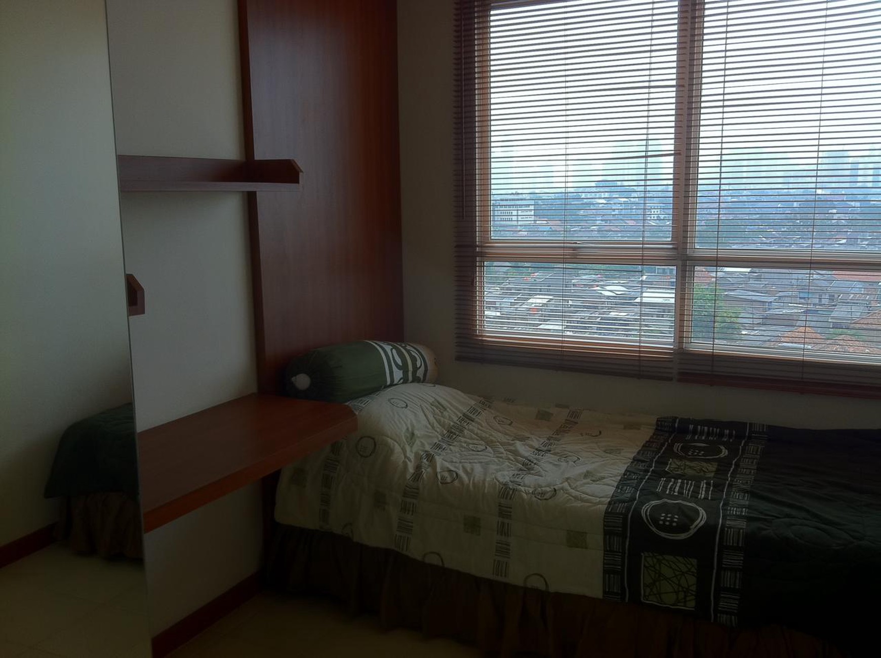 Apartemen Siap Huni Fasilitas Lengkap dengan 3 Kamar Tidur dan 2 Kamar Mandi SHM @Apartemen Marbella Kemang Residence