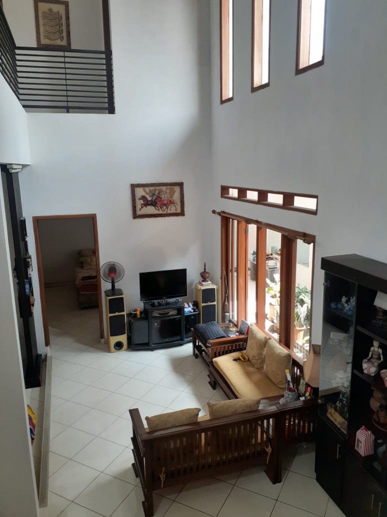 Di jual Rumah Tinggal 2 Lantai Bagus Dan Siap Huni di Jl Lantana Kemang Pratama, Bekasi Jawa Barat