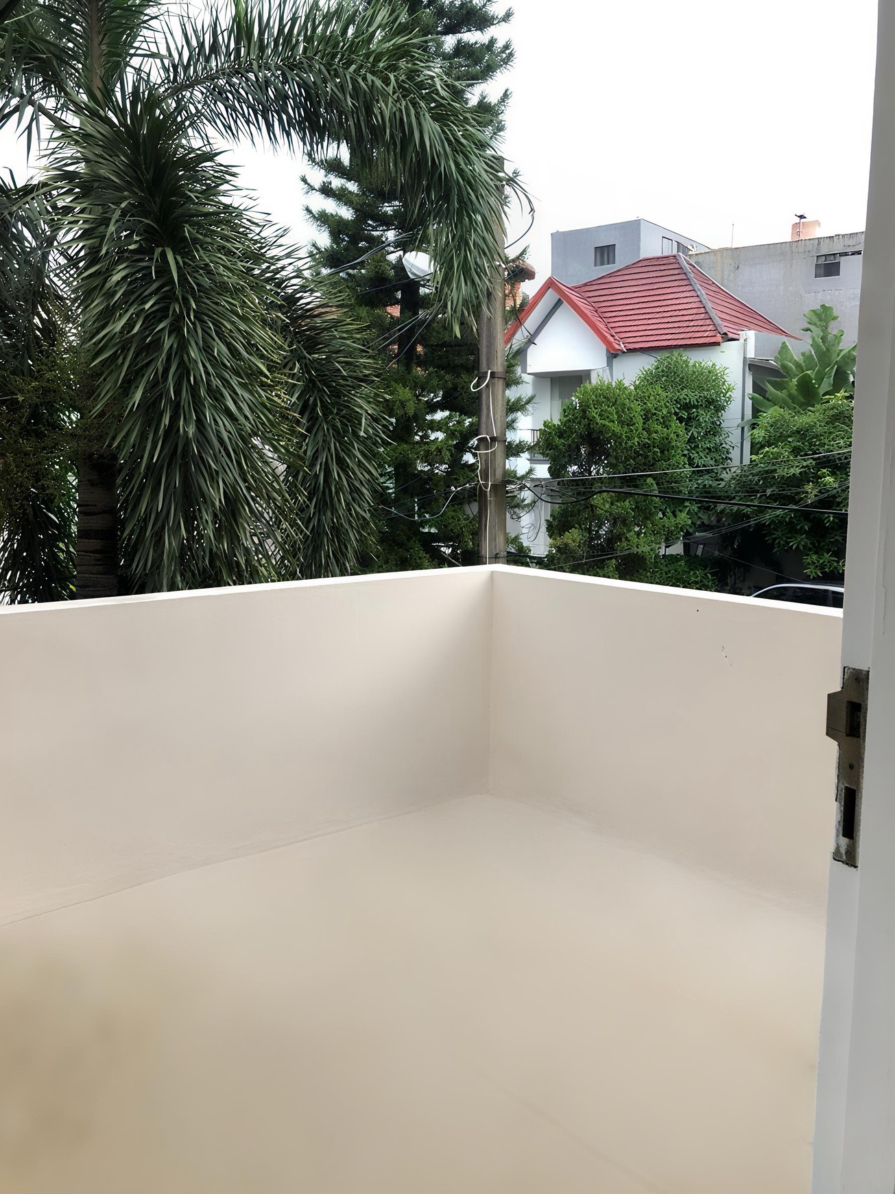 Dijual Cepat Rumah 2 Lantai Siap Huni di Kawasan Asri dan Hijau di Cirendeu. Tangsel Rasa Jaksel.