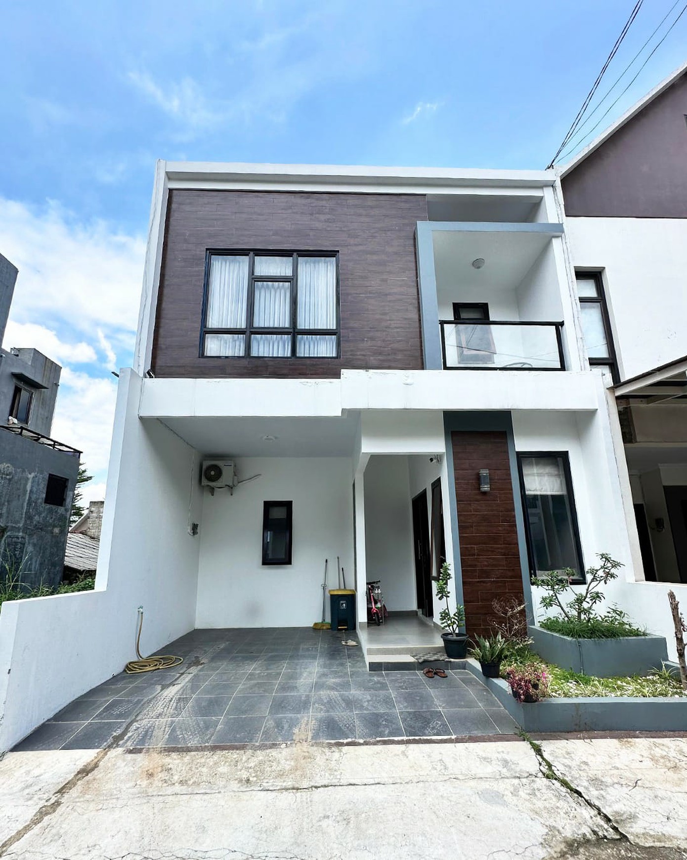 Dijual Rumah 2 Lt Siap Huni di Jagakarsa, Jaksel