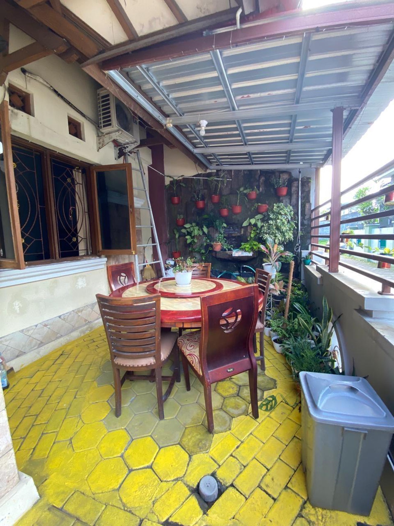 Rumah furnish Lokasi Dekat JEC Banguntapan Bantul
