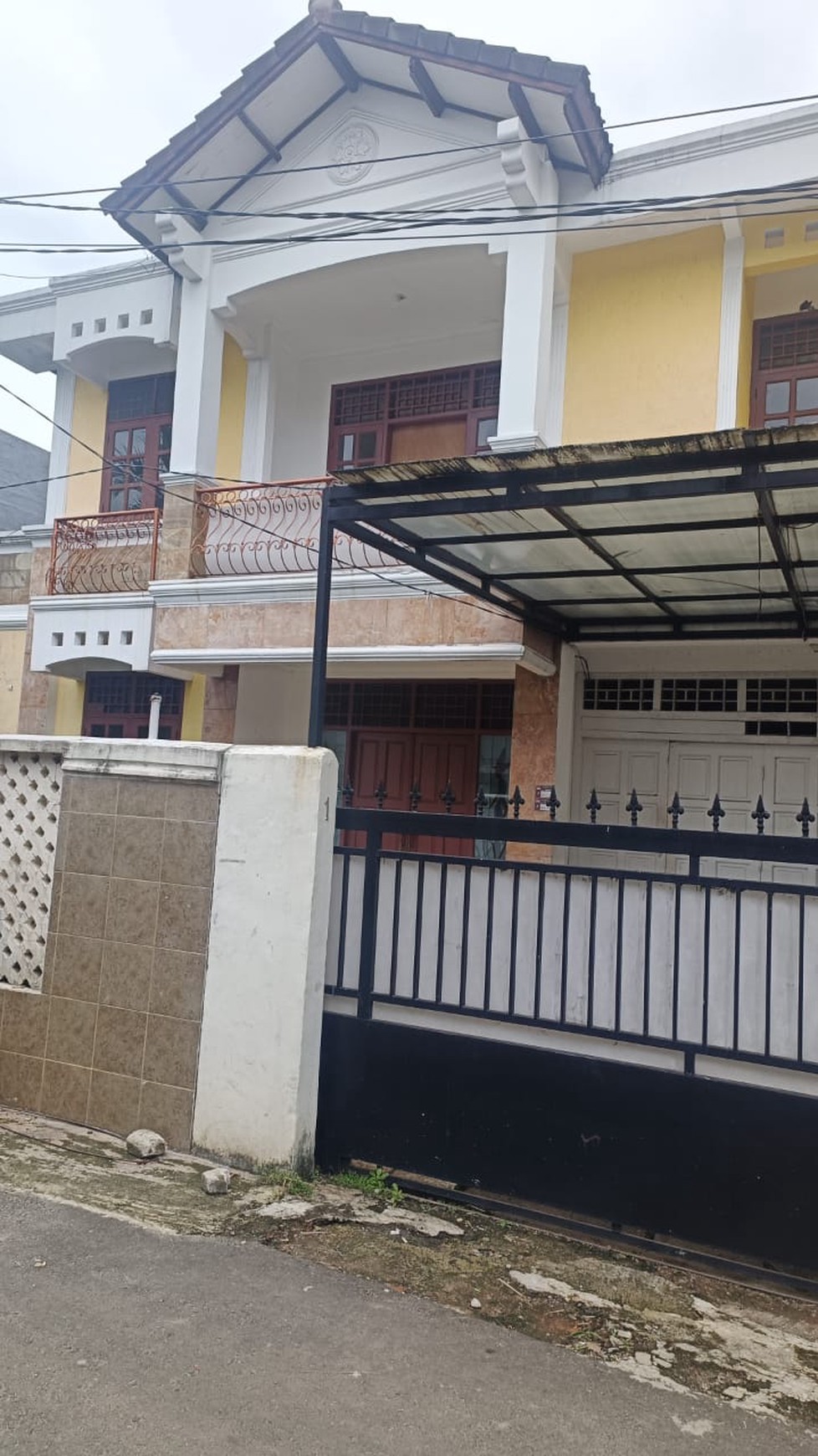 Dijual Rumah Posisi Hook di Tebet Utara