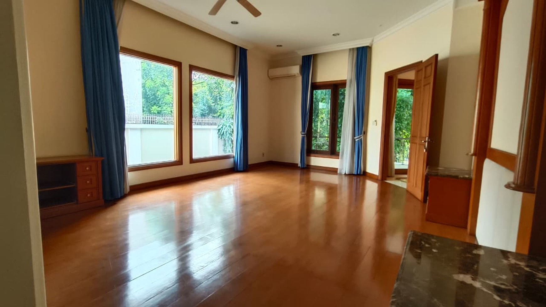 Rumah disewakan di Pondok Indah - Tenang dan Aman