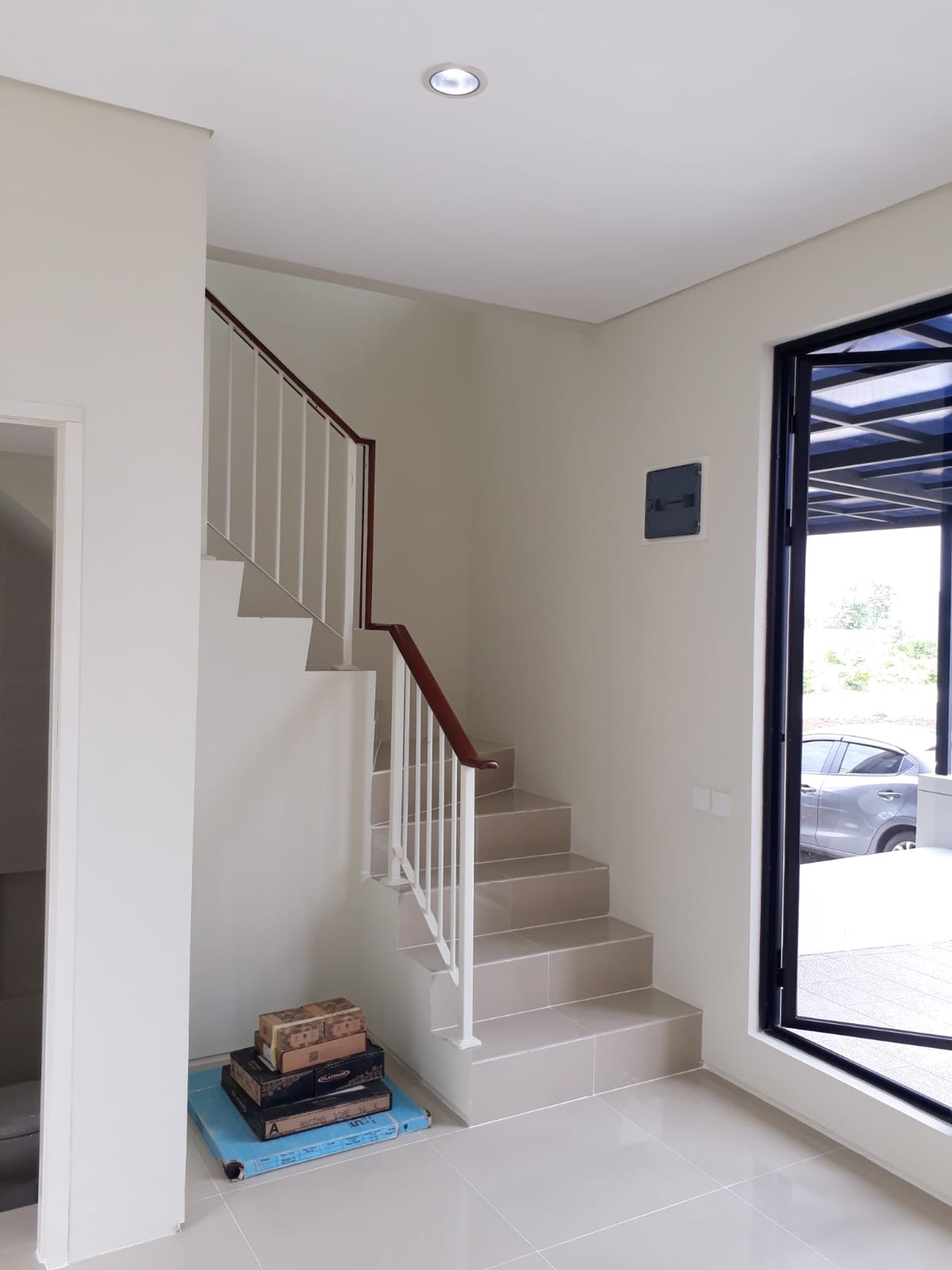 DIJUAL & DISEWAKAN RUMAH SIAP HUNI NORTHWEST HILL, Citraland, Surabaya Barat