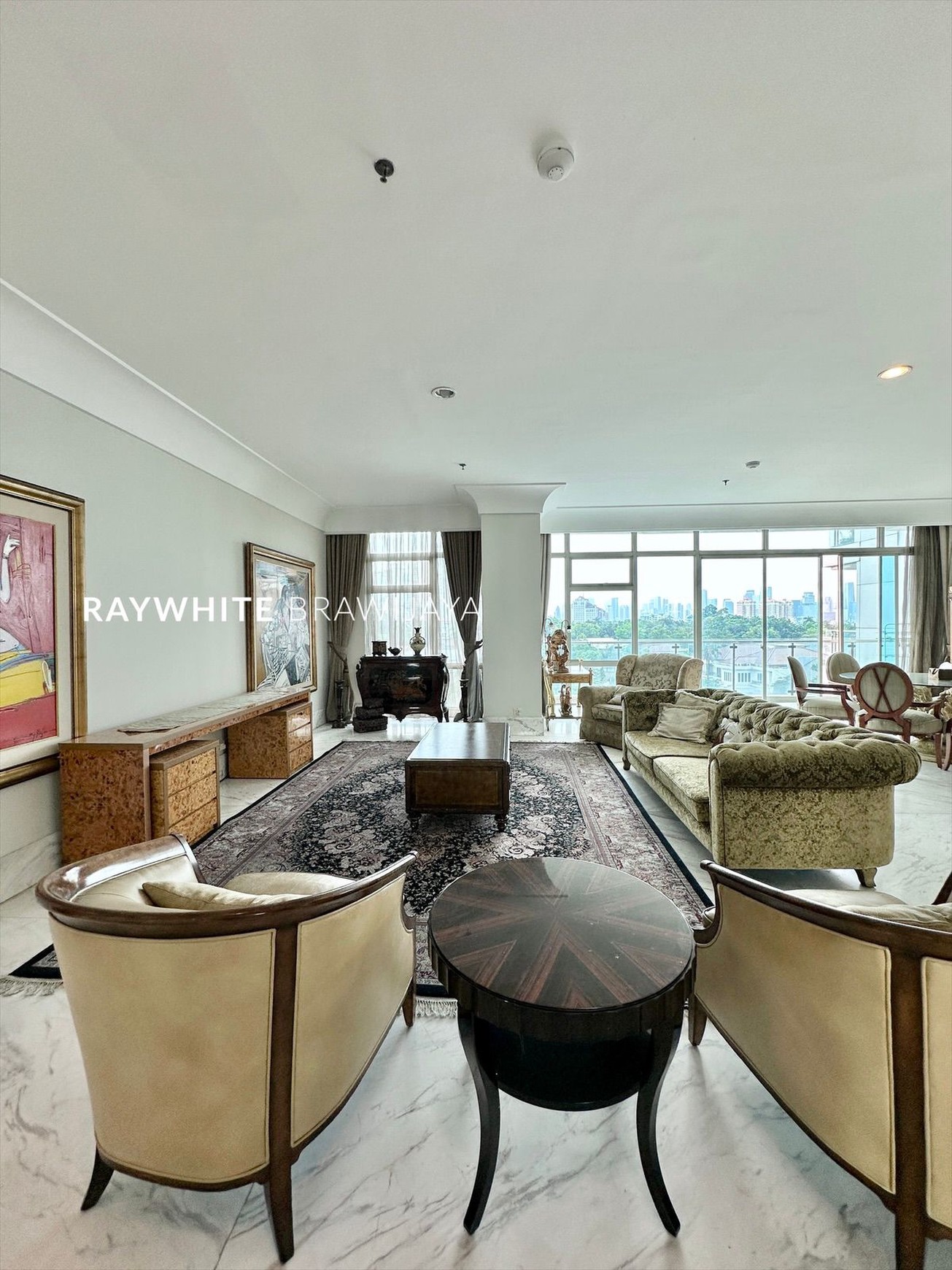 Essence Darmawangsa East Towe City View