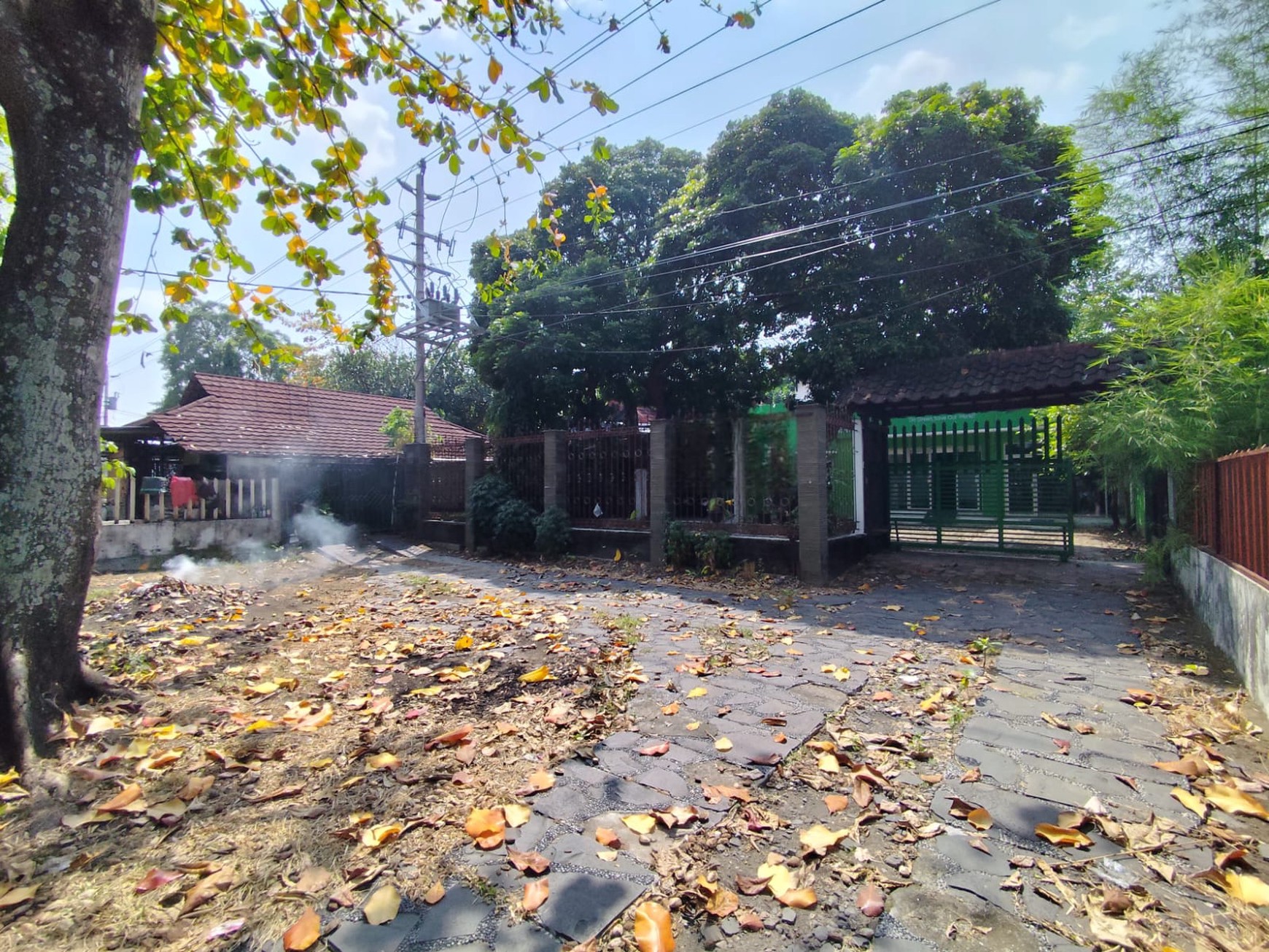 Disewakan Bangunan Komersil 610 Meter Dekat RS Happy Land, Baciro, Gondokusuman, Yogyakarta.