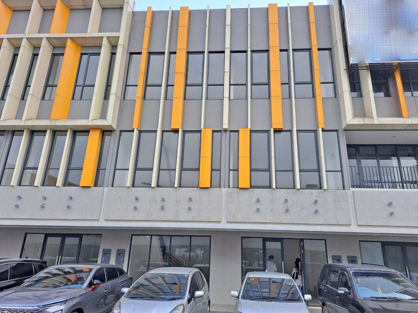 Ruko Gandeng 3 Lantai di The Loop BSD City