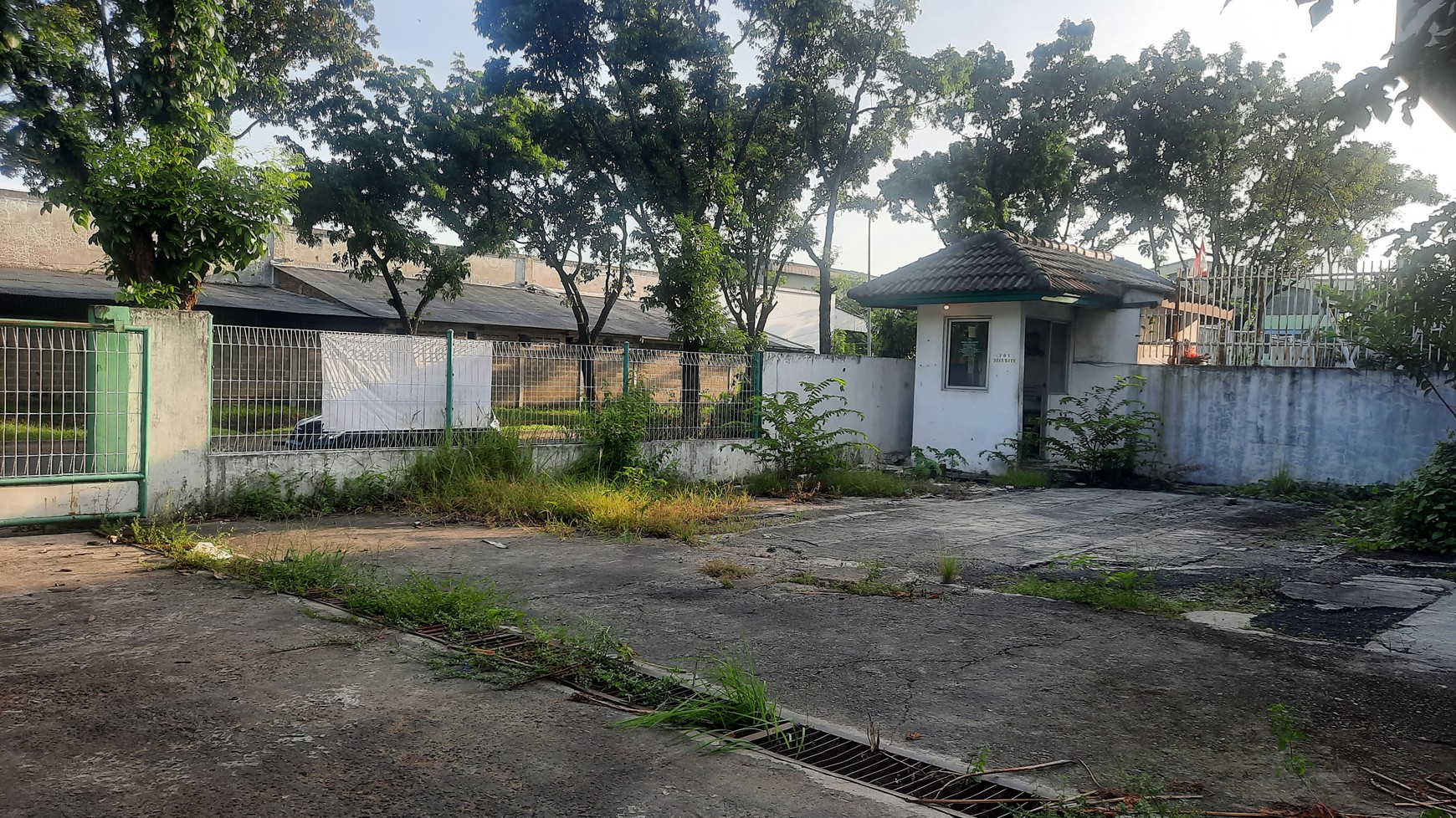 GUDANG/PABRIK DAN KANTOR SIAP PAKAI DI LOKASI STRATEGIS DIKAWASAN INDUSTRI JABABEKA CIKARANG