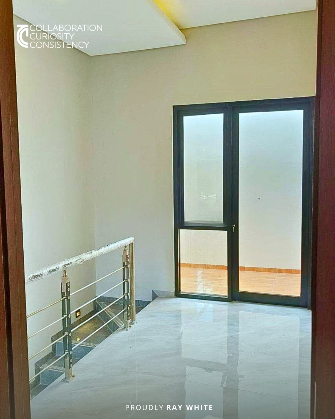 Jual Rumah 2 Lantai Rumah Baru, Mewah , Murah di Grand Pakuwon Cluster North Victoria  Surabaya Barat Dekat Dekat Stasiun dan Dekat Gerbang Tol Tandes