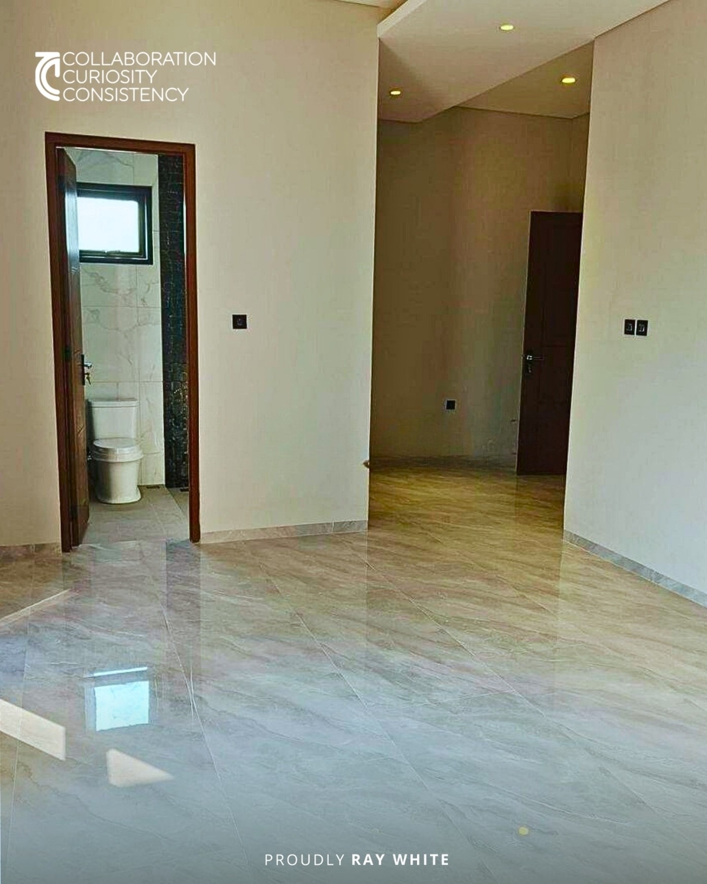 Jual Rumah 2 Lantai Rumah Baru, Mewah , Murah di Grand Pakuwon Cluster North Victoria  Surabaya Barat Dekat Dekat Stasiun dan Dekat Gerbang Tol Tandes