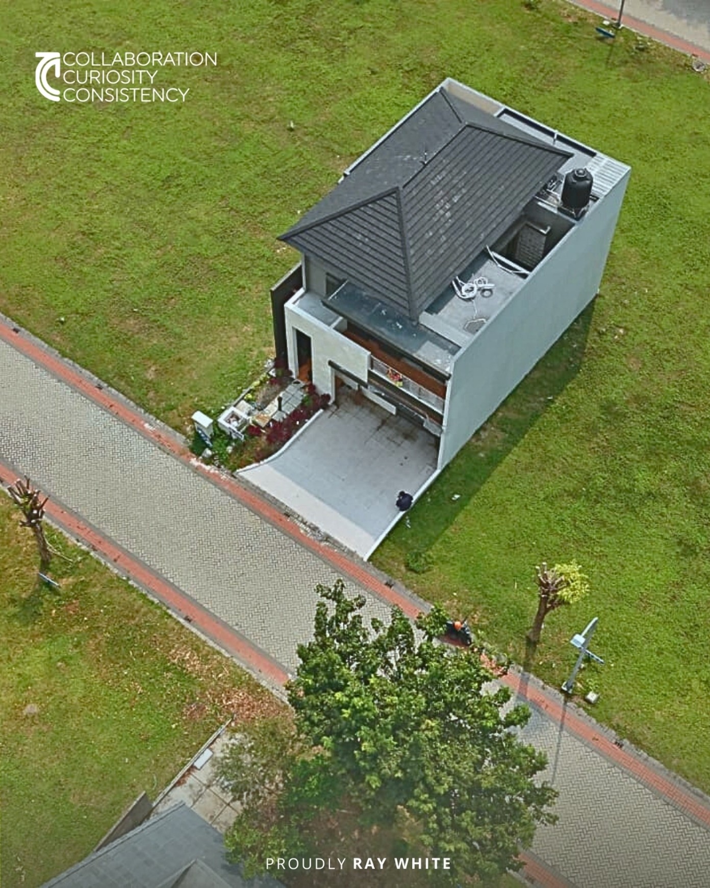 Jual Rumah 2 Lantai Rumah Baru, Mewah , Murah di Grand Pakuwon Cluster North Victoria  Surabaya Barat Dekat Dekat Stasiun dan Dekat Gerbang Tol Tandes