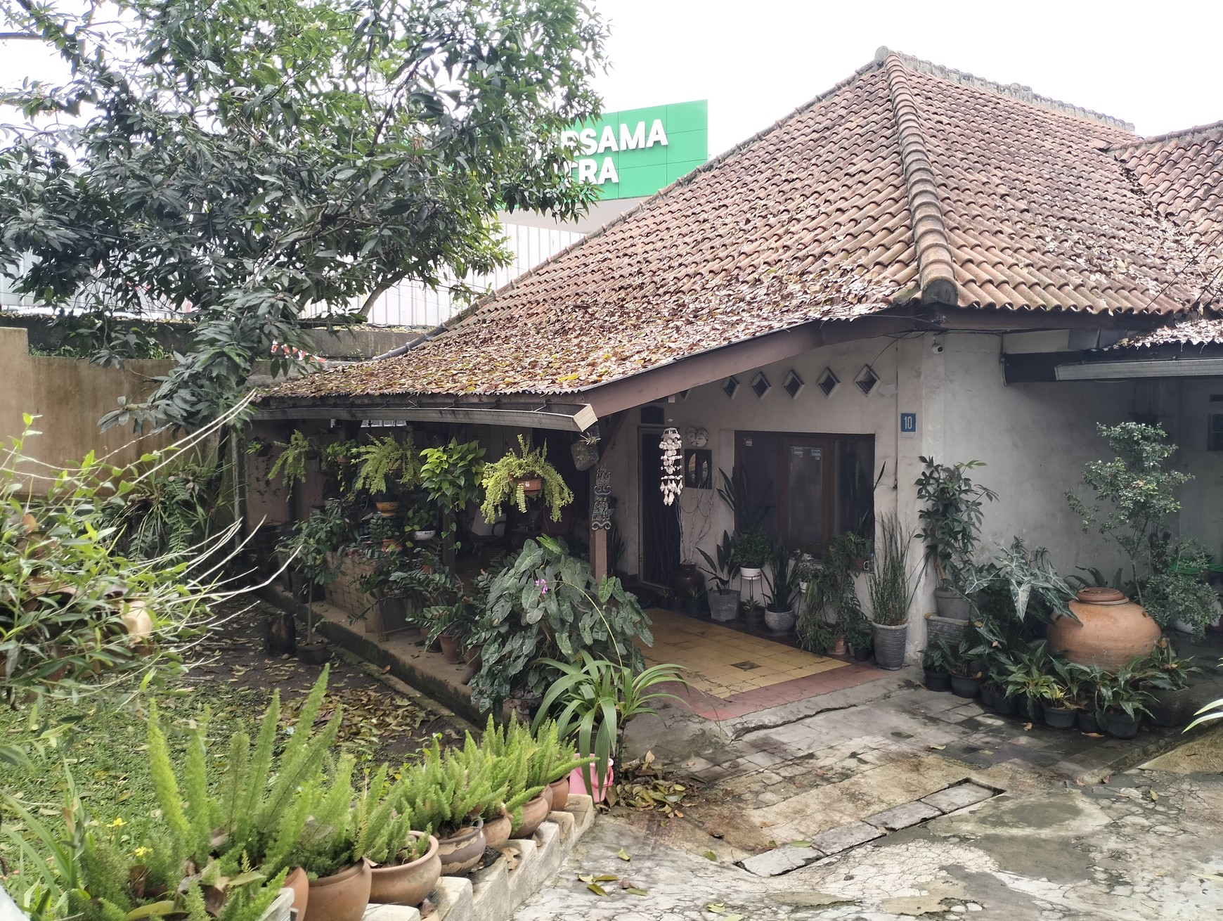RUMAH KOST SETIABUDI MAINROAD COCOK USAHA, HOTEL, SHOWROOM, KANTOR, TOKO