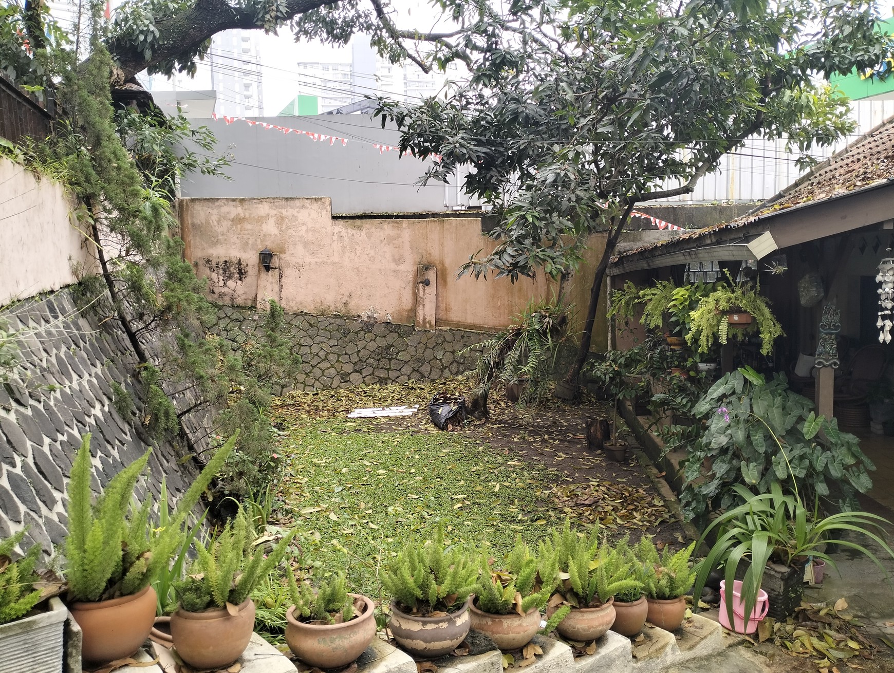 RUMAH KOST SETIABUDI MAINROAD COCOK USAHA, HOTEL, SHOWROOM, KANTOR, TOKO