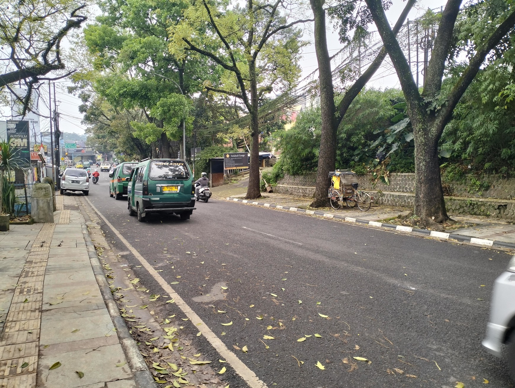RUMAH KOST SETIABUDI MAINROAD COCOK USAHA, HOTEL, SHOWROOM, KANTOR, TOKO