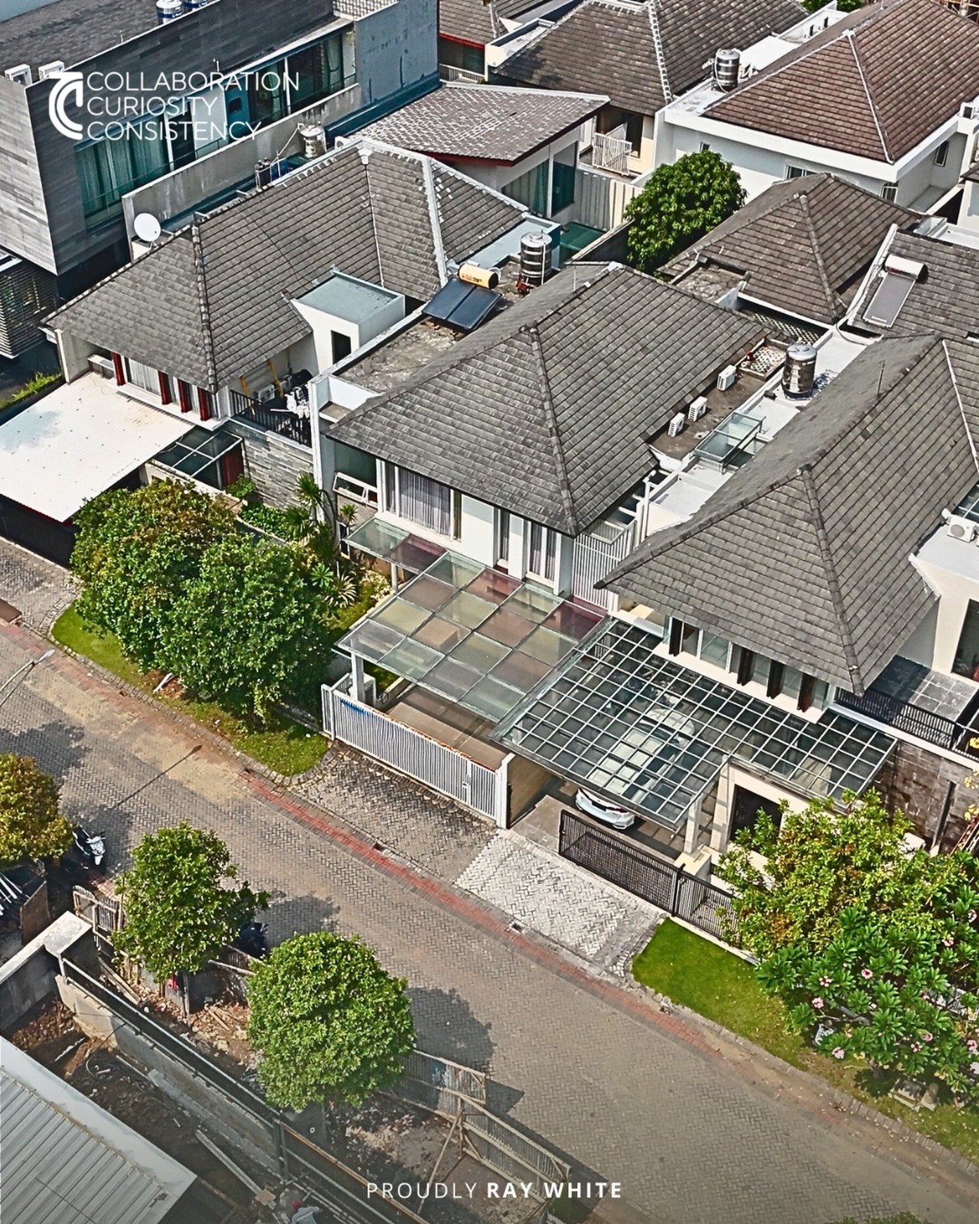 Lelang Rumah Murah di Perumahan Graha Family, Wiyung , Surabaya