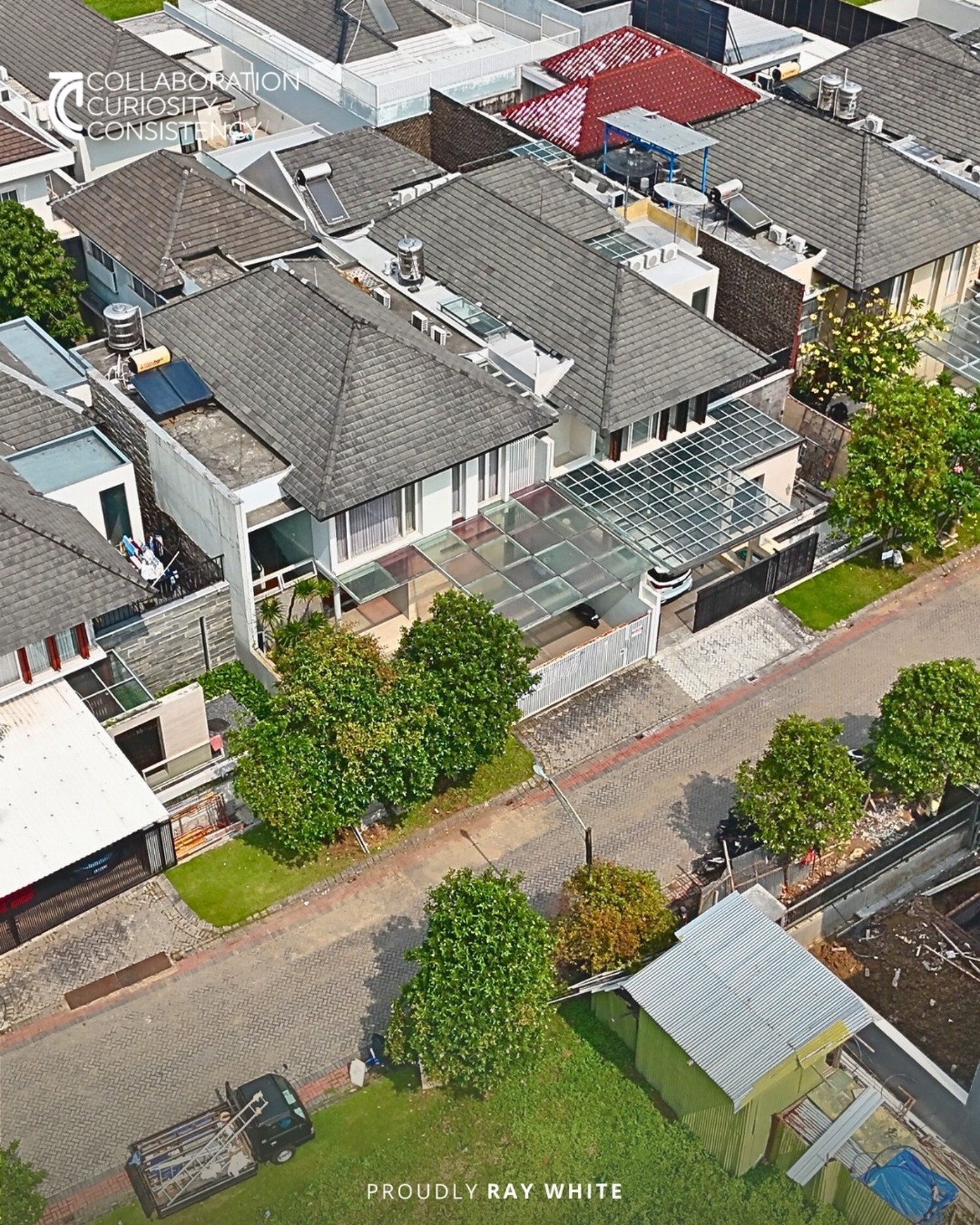 Lelang Rumah Murah di Perumahan Graha Family, Wiyung , Surabaya