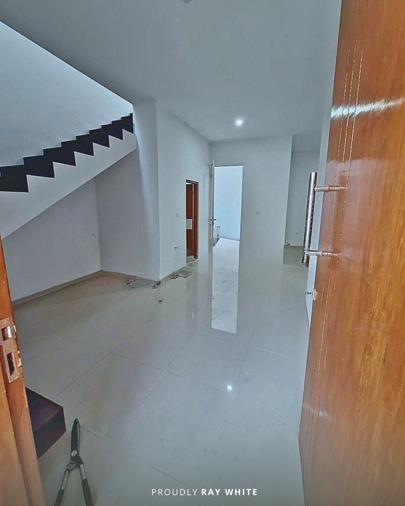Jual Rumah 2 Lantai Rumah Baru, Mewah , Murah di Bukit Palma Citraland Surabaya Barat Dekat Pakuwon Mall dan Superindo