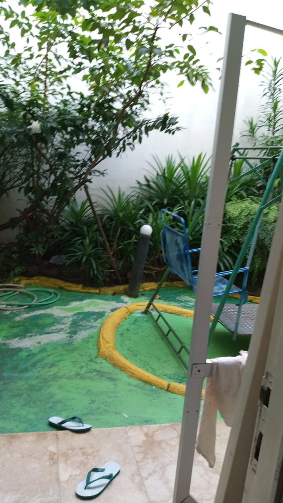 DIJUAL KOMPLEK INTERCON TAMAN KEBON JERUK KEMBANGAN JAKARTA BARAT