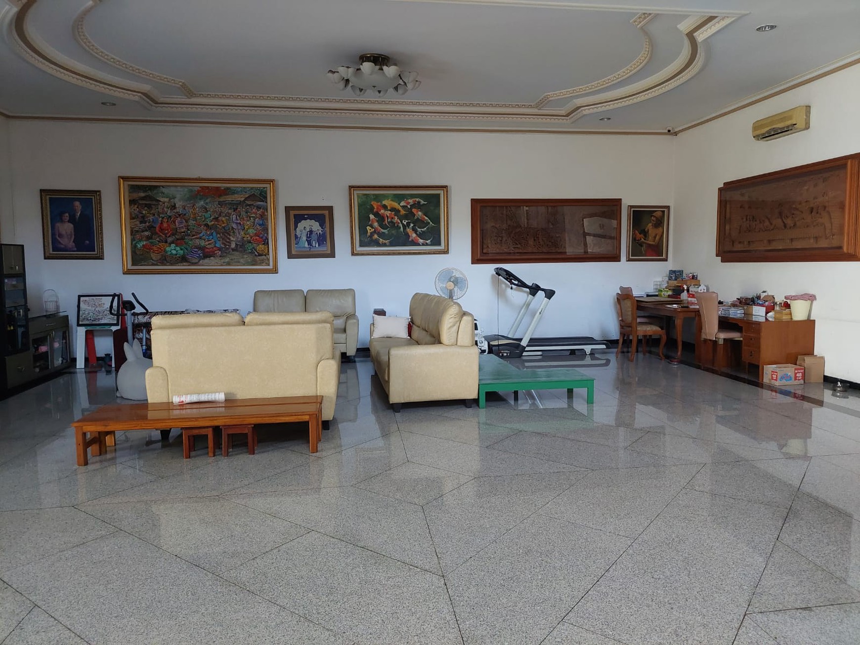 Dijual Rumah Dharmahusada Indah Mewah Classic Terawat Butuh Cepat Laku 