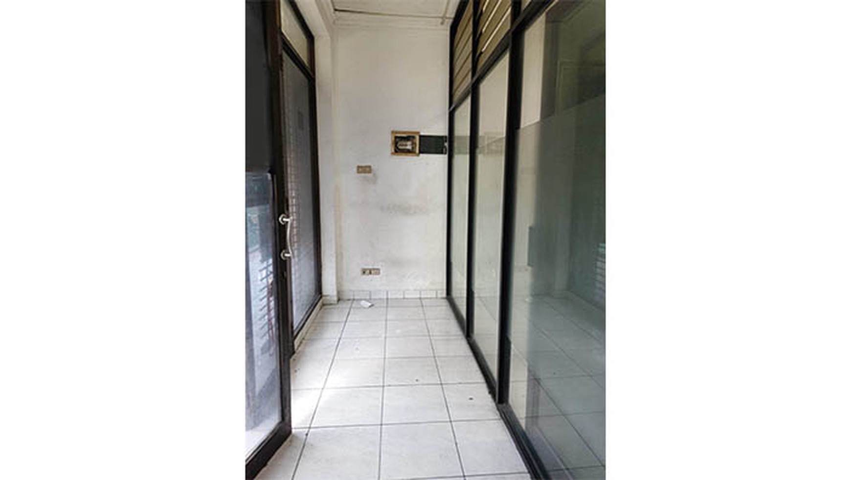 Ruko Galeri Niaga Mediterania, PIK