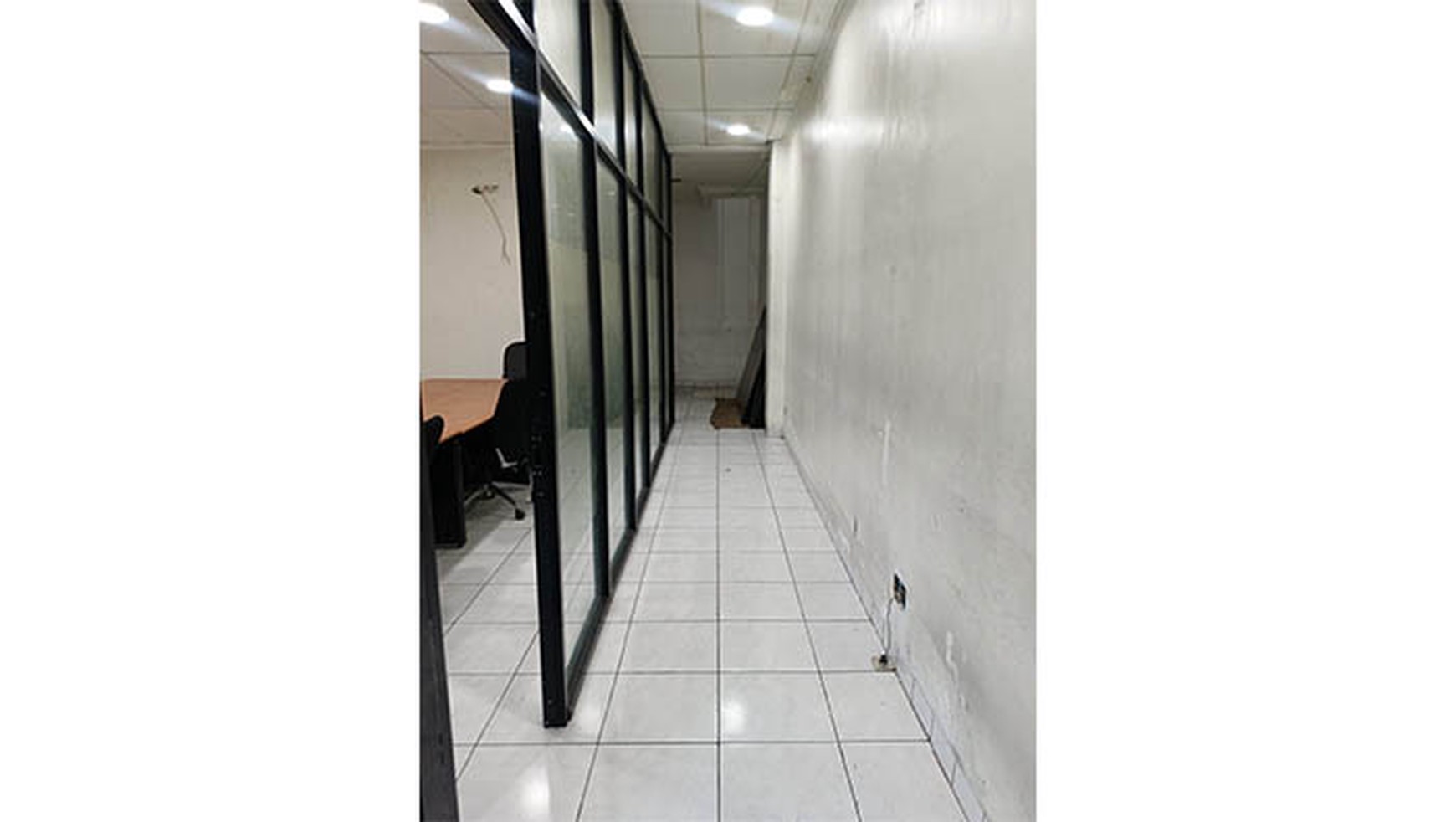 Ruko Galeri Niaga Mediterania, PIK