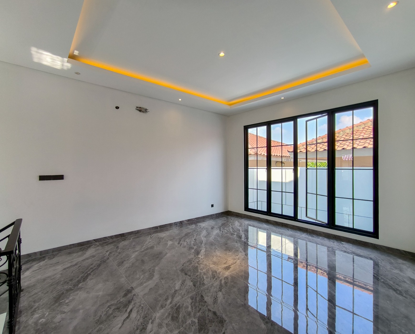 Rumah Baru,dalam cluster di Bintaro Jaya 9
