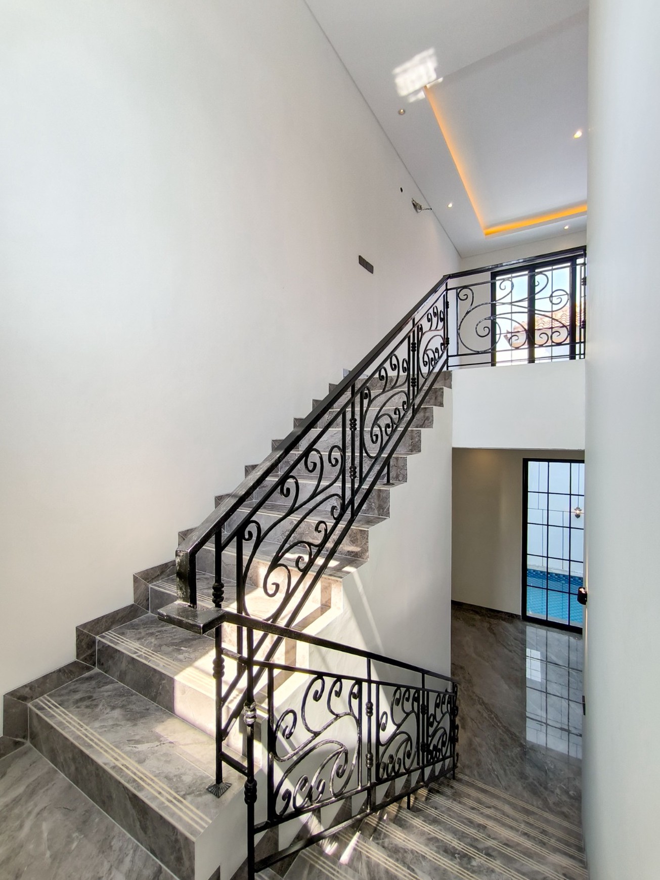 Rumah Baru,dalam cluster di Bintaro Jaya 9
