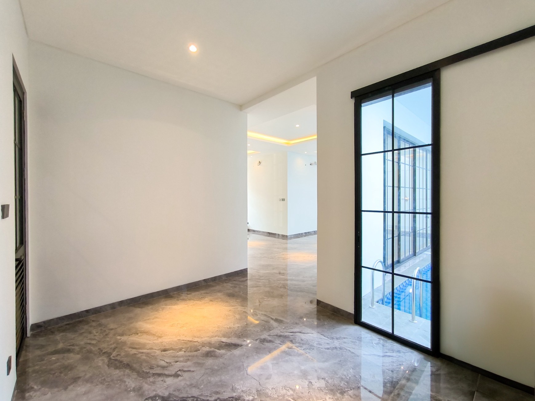 Rumah Baru,dalam cluster di Bintaro Jaya 9