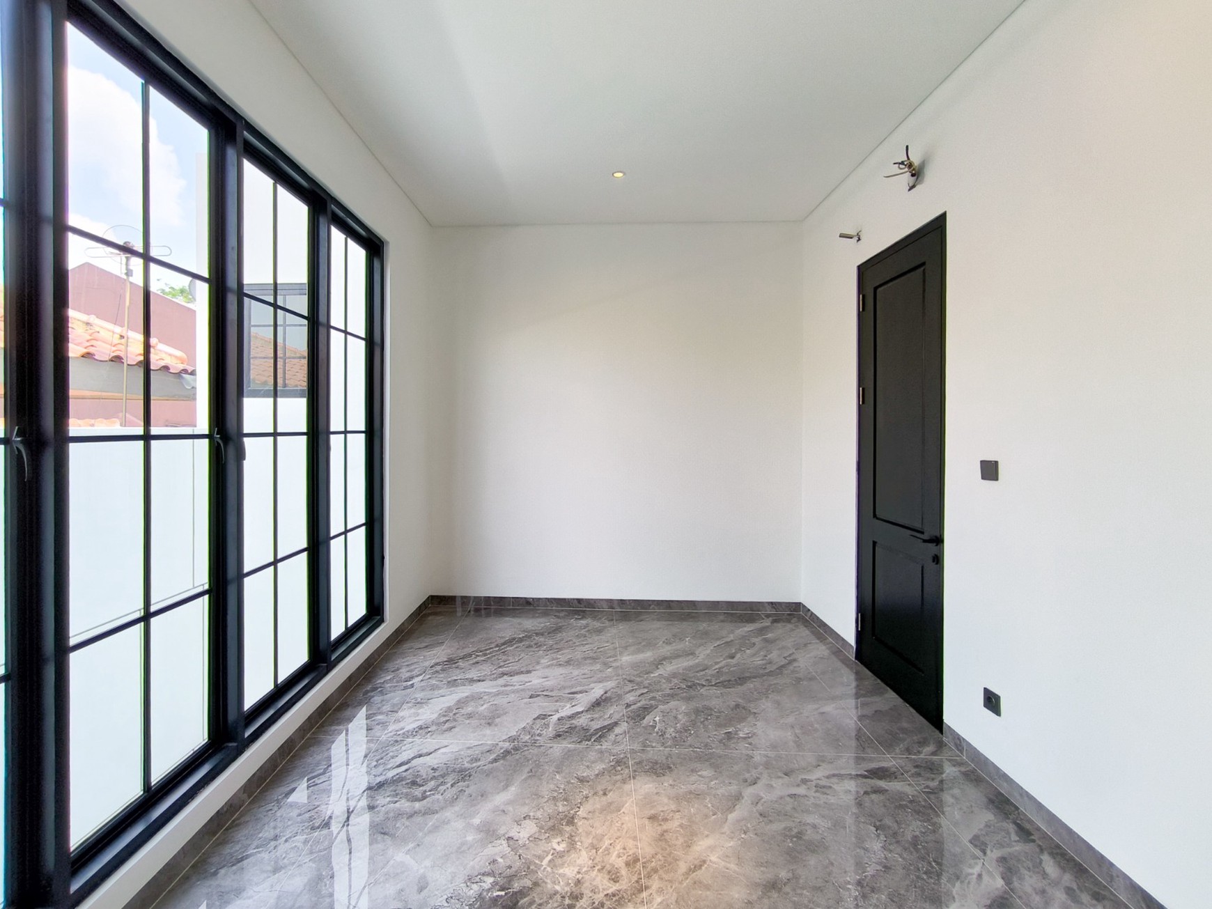 Rumah Baru,dalam cluster di Bintaro Jaya 9